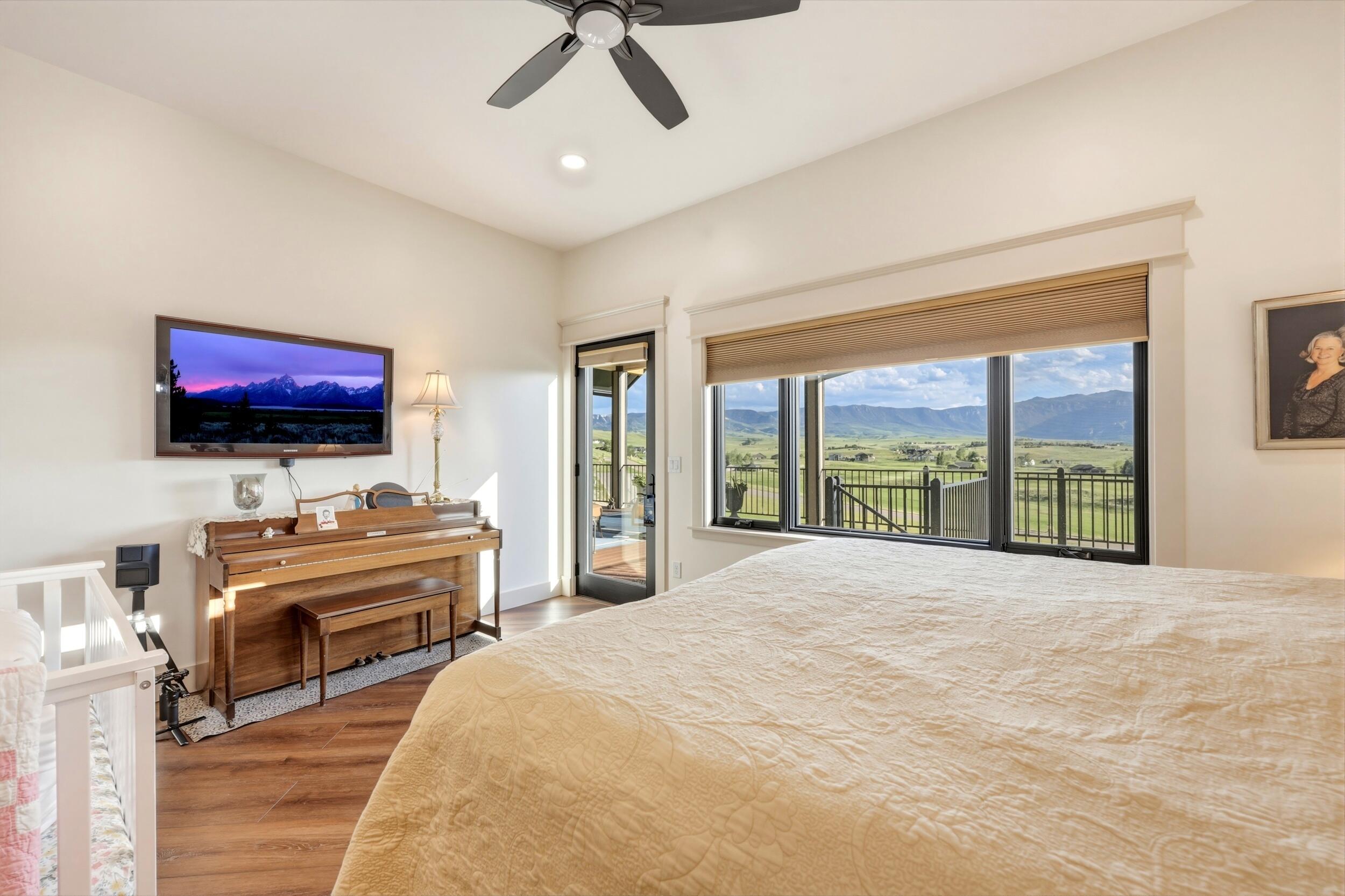 9 Range View Drive