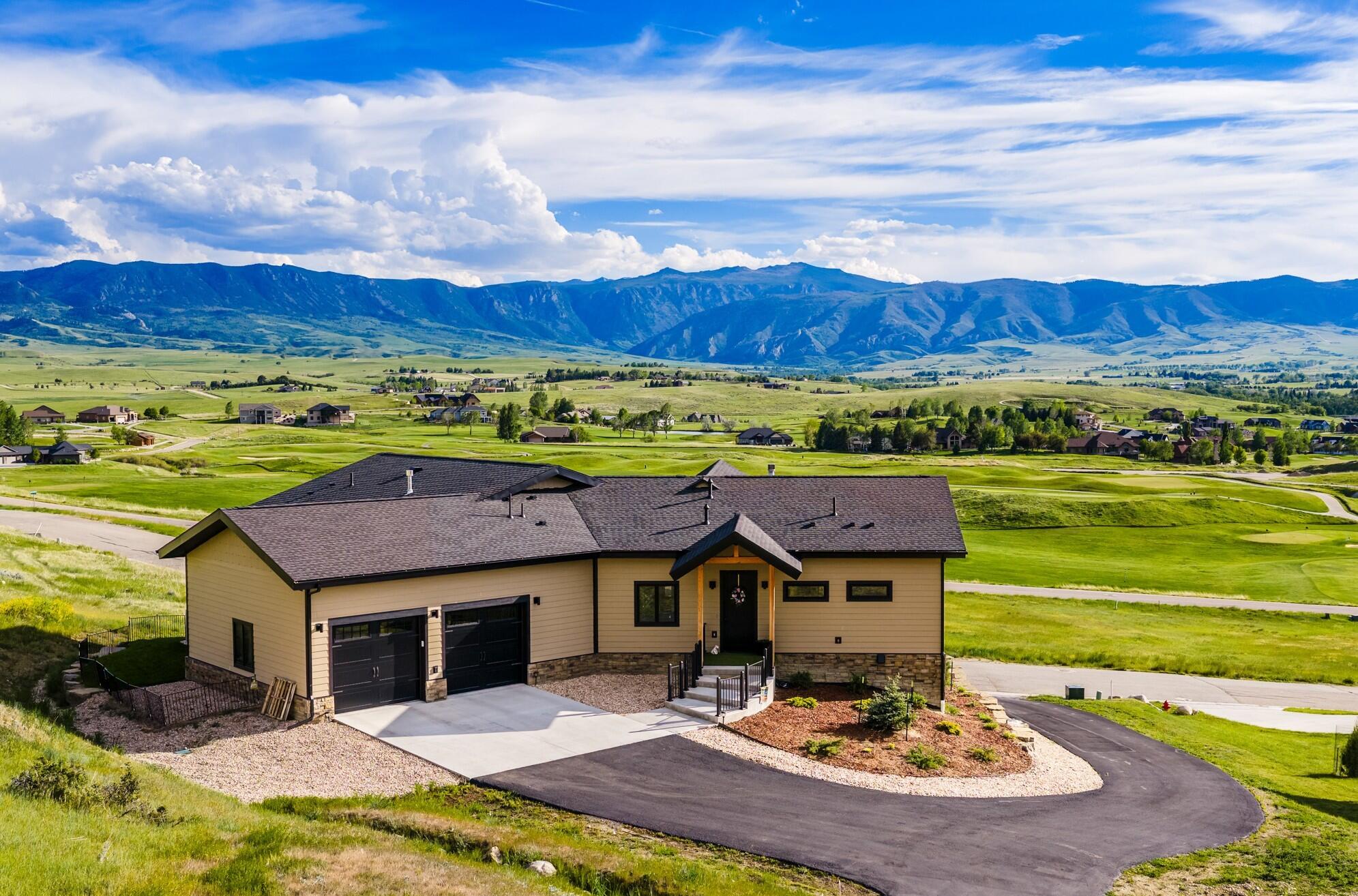9 Range View Drive