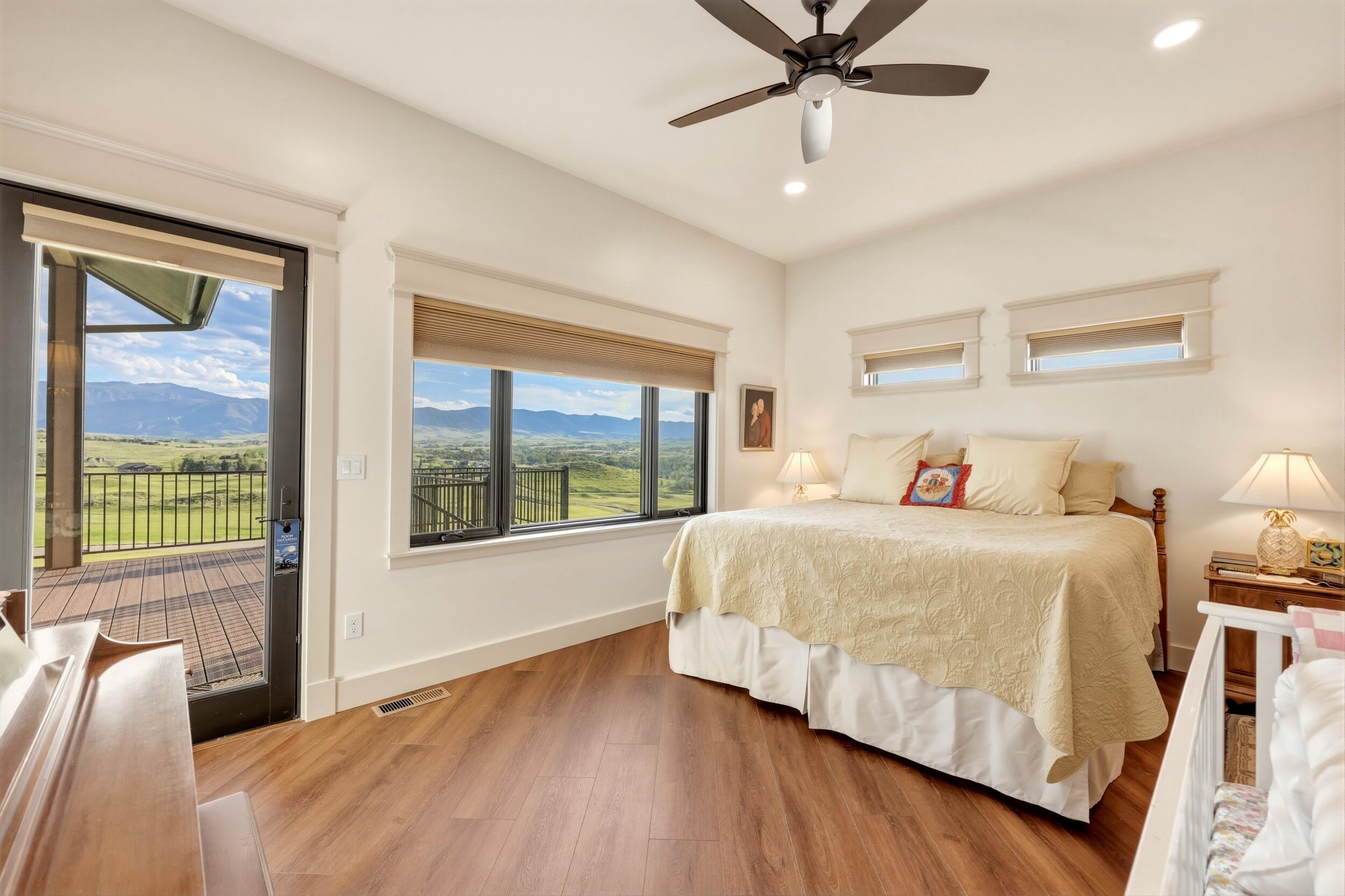 9 Range View Drive