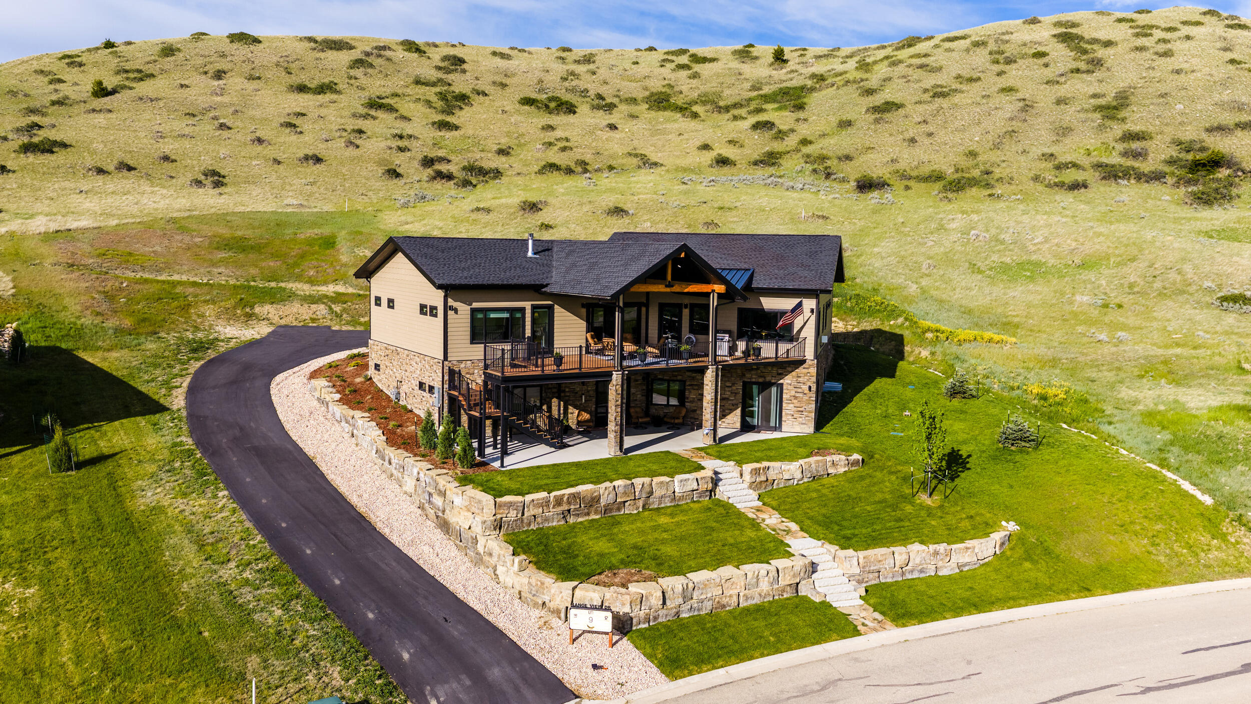 9 Range View Drive