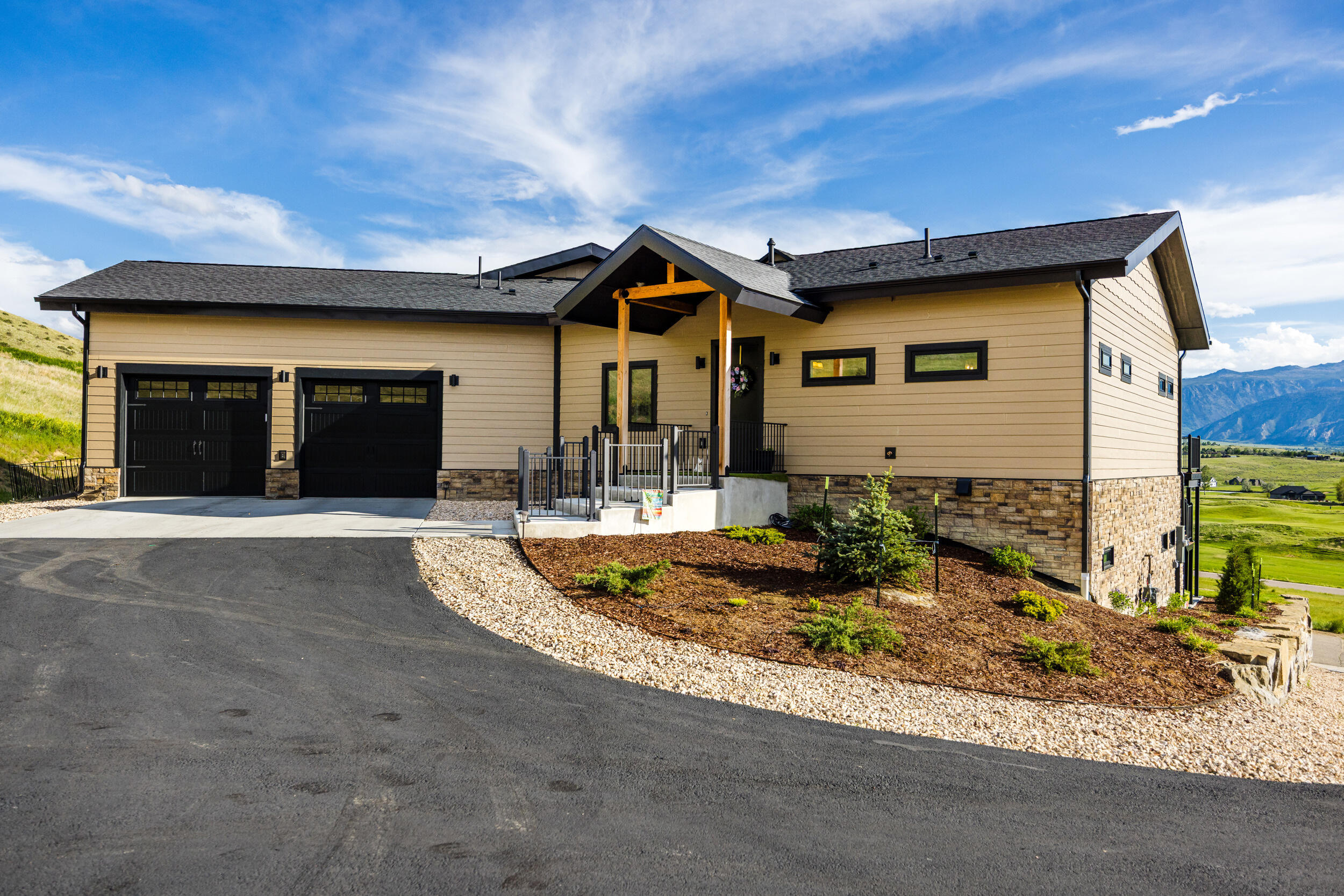 9 Range View Drive
