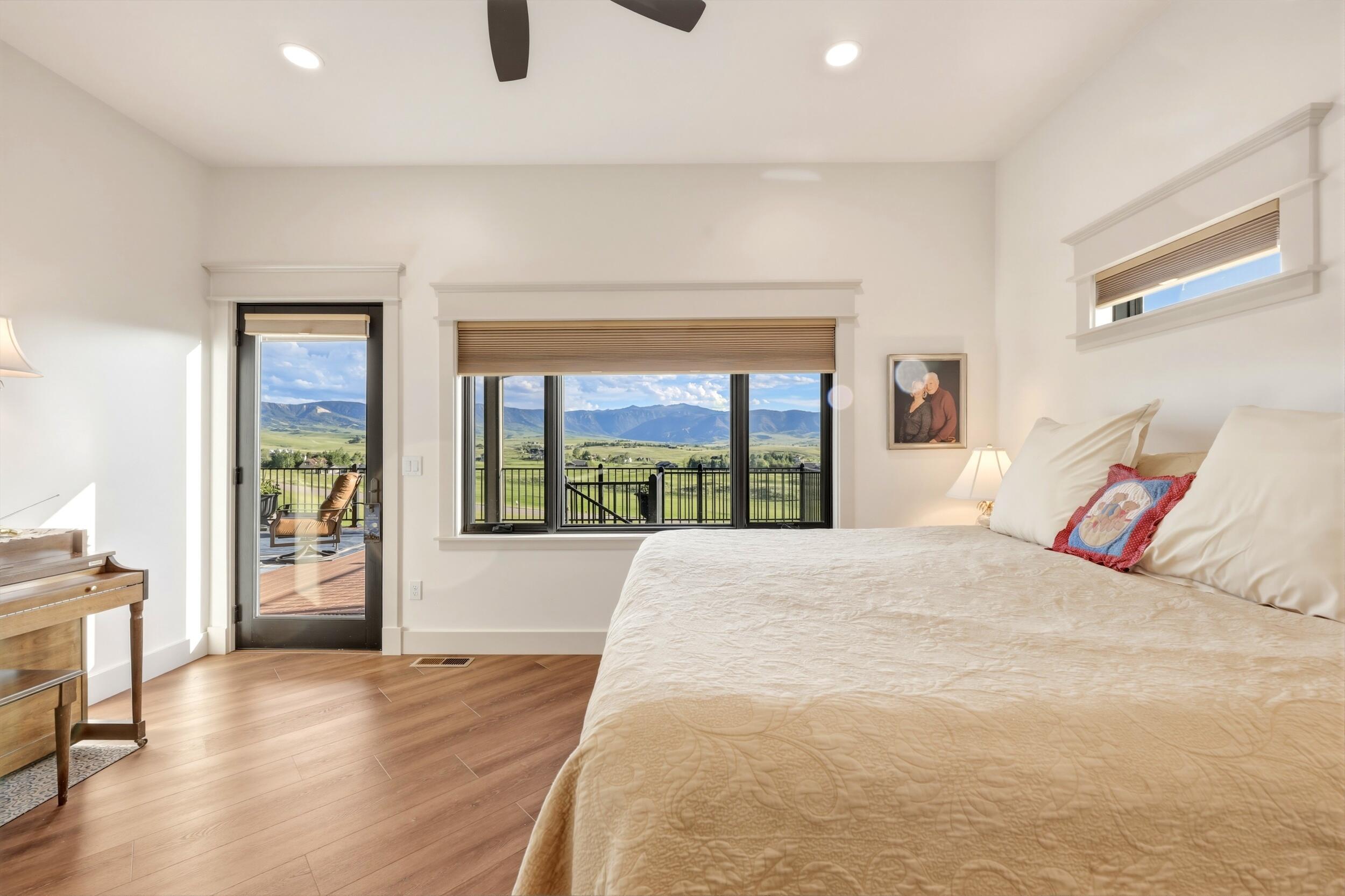 9 Range View Drive