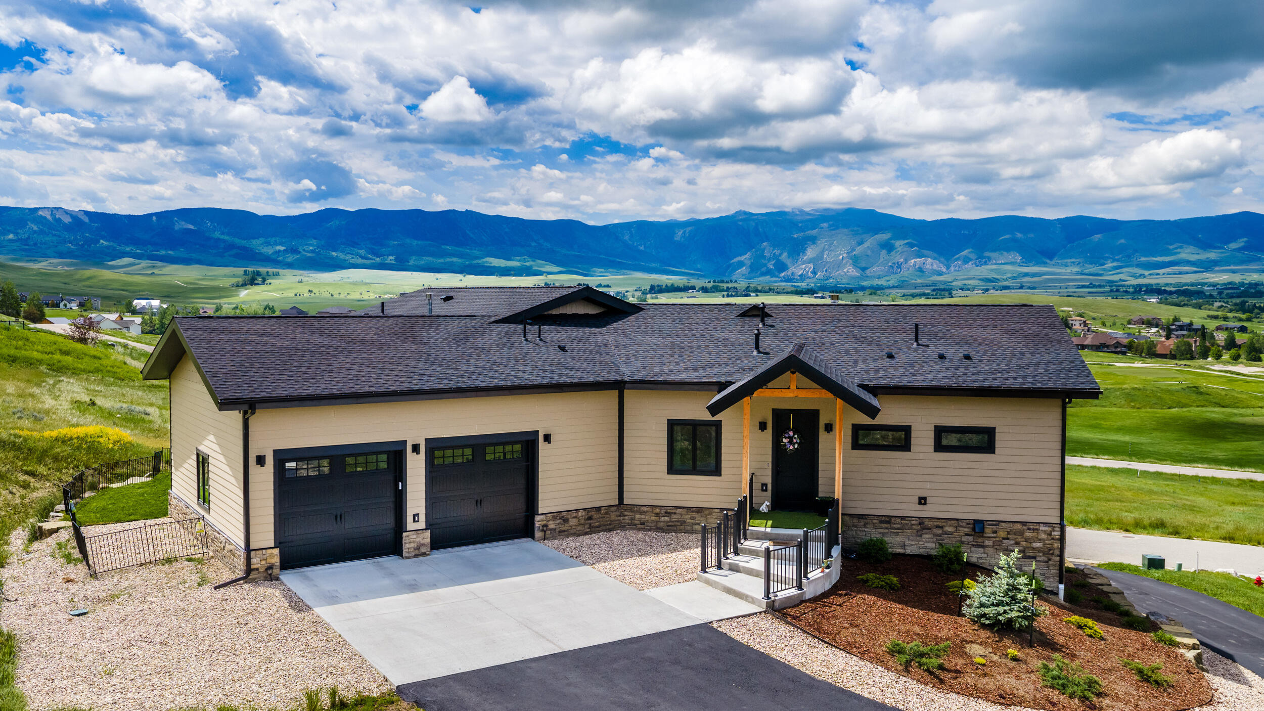 9 Range View Drive