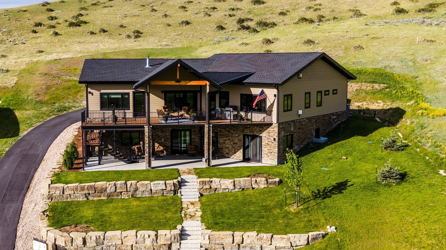 9 Range View Drive