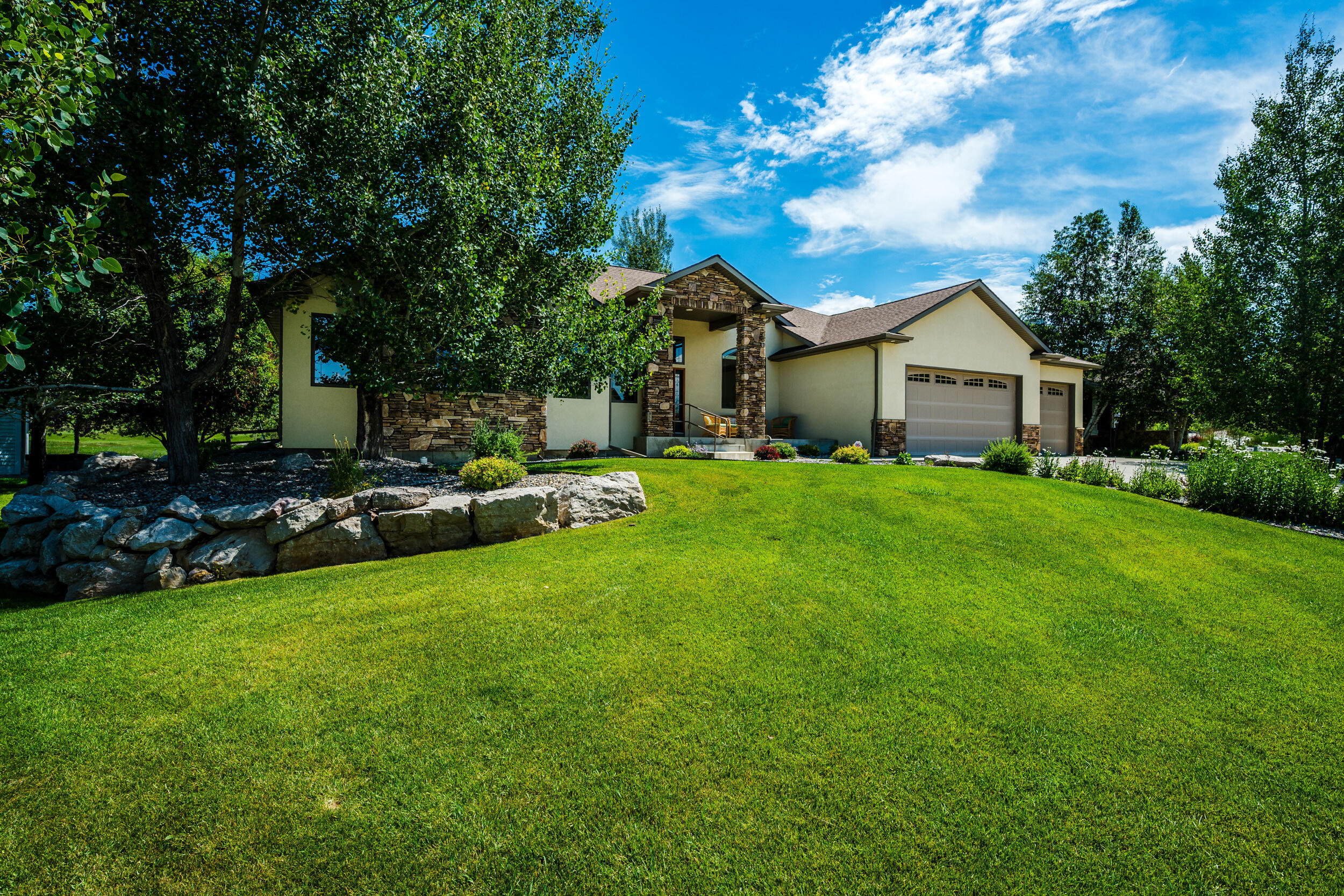 61 Canyon View Drive