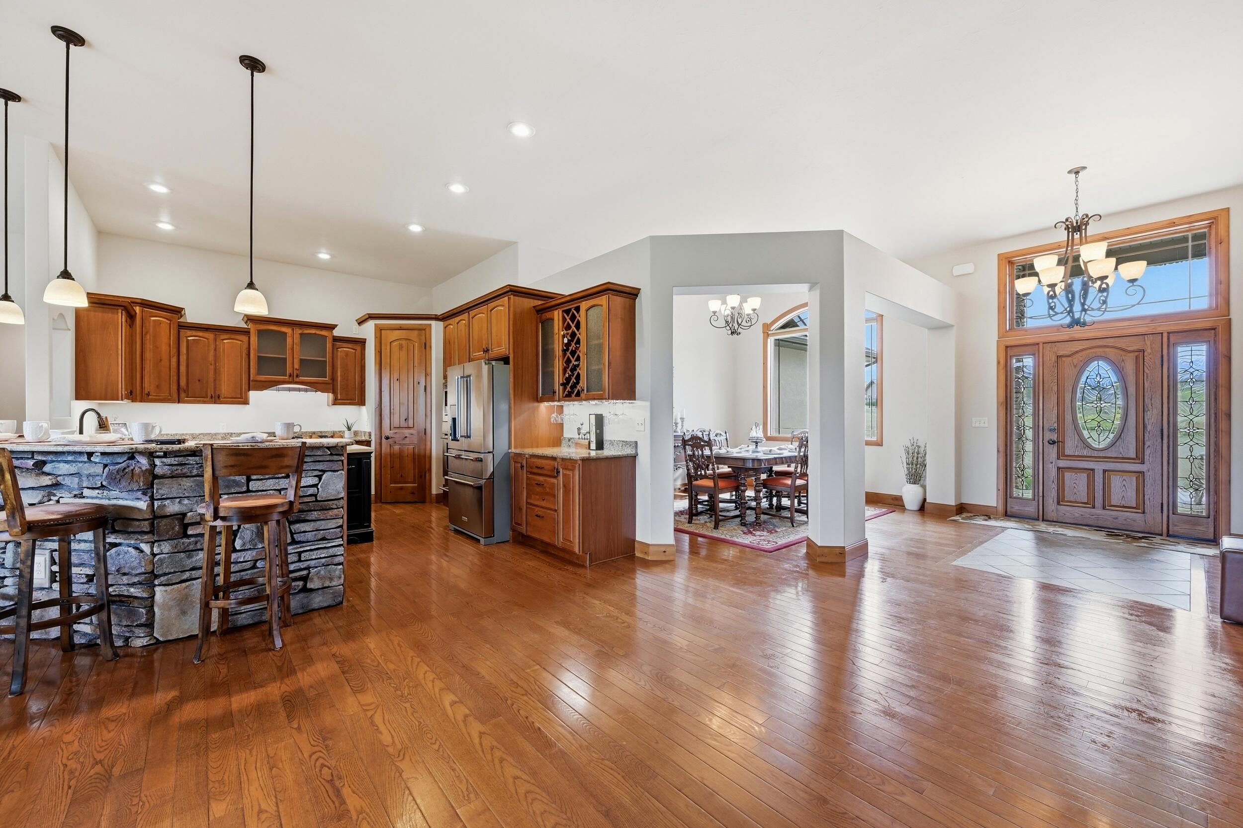 61 Canyon View Drive