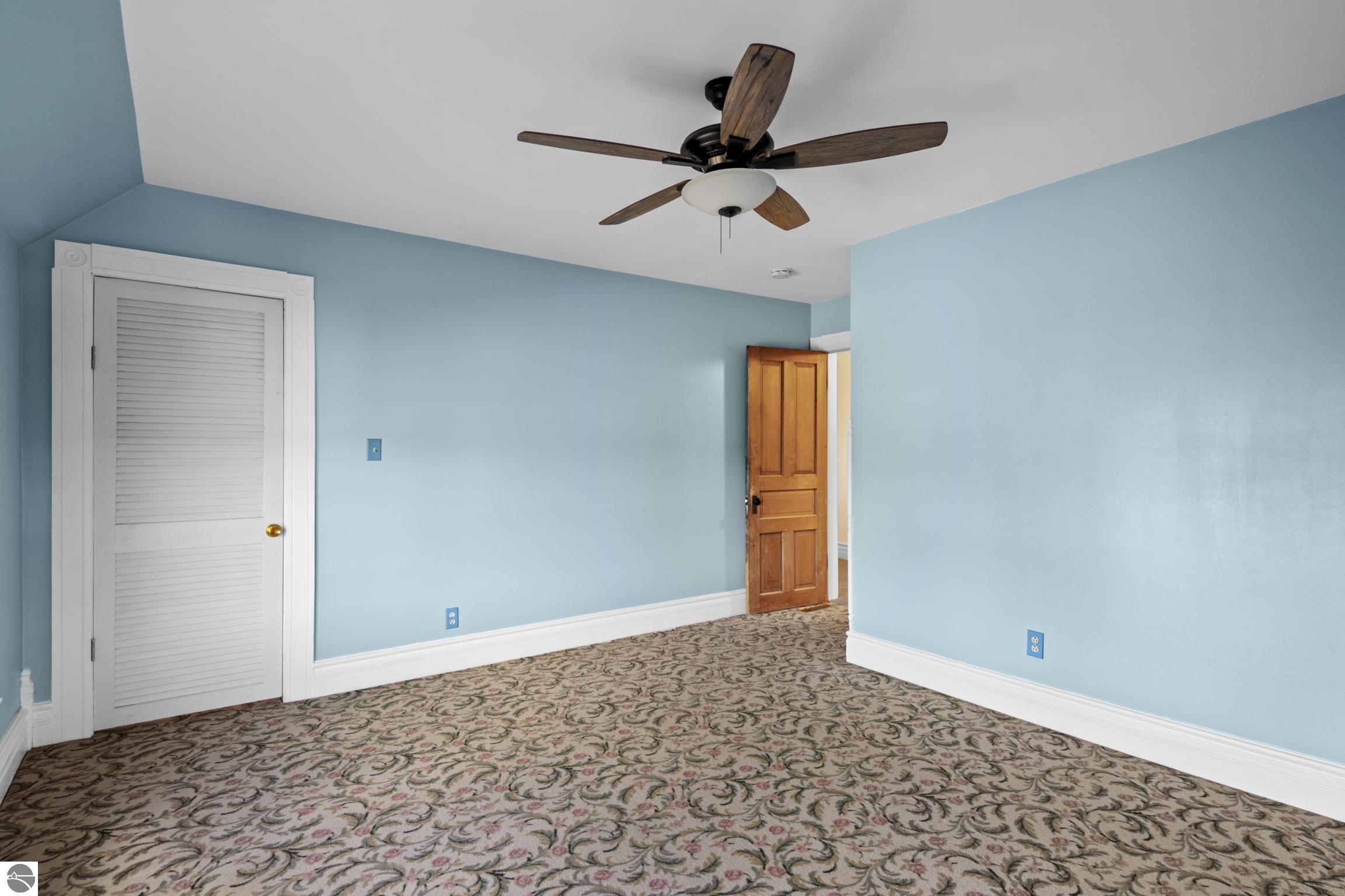 9304 S Lake Leelanau