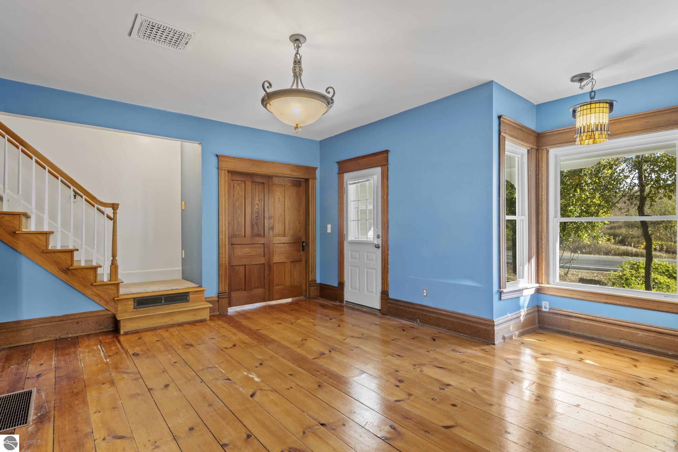 9304 S Lake Leelanau