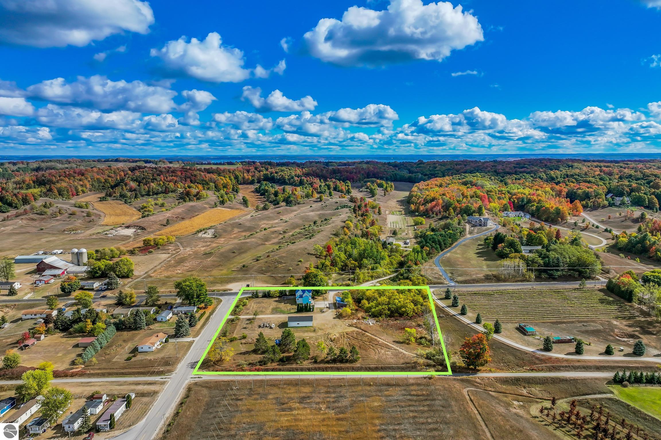 9304 S Lake Leelanau