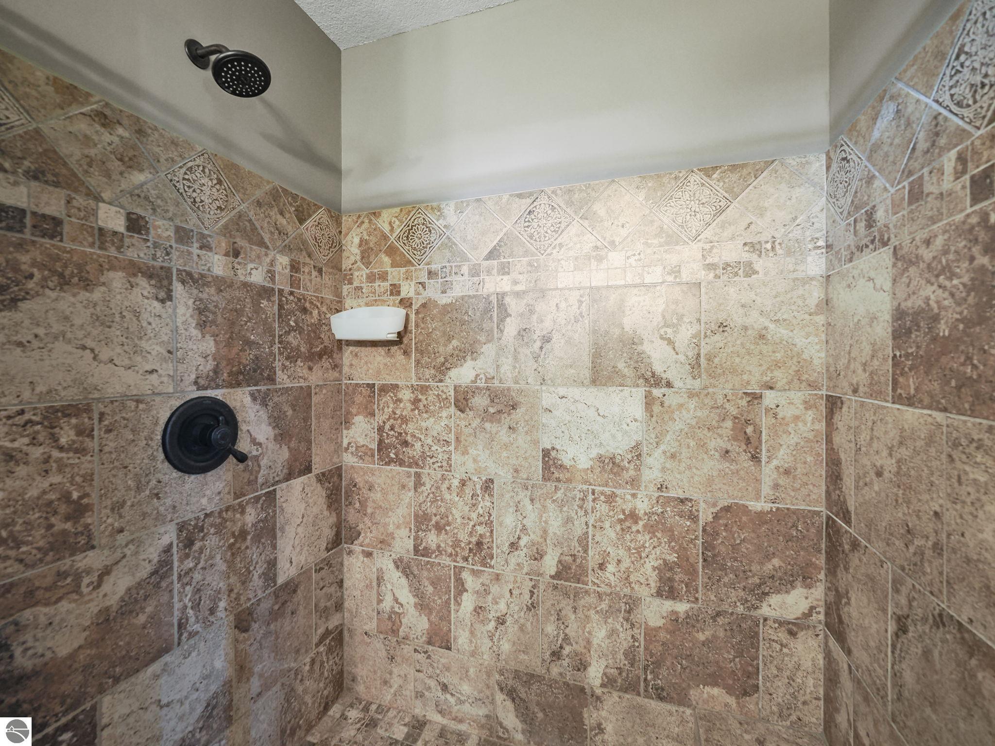 10300 Vista Ridge Drive, Alden