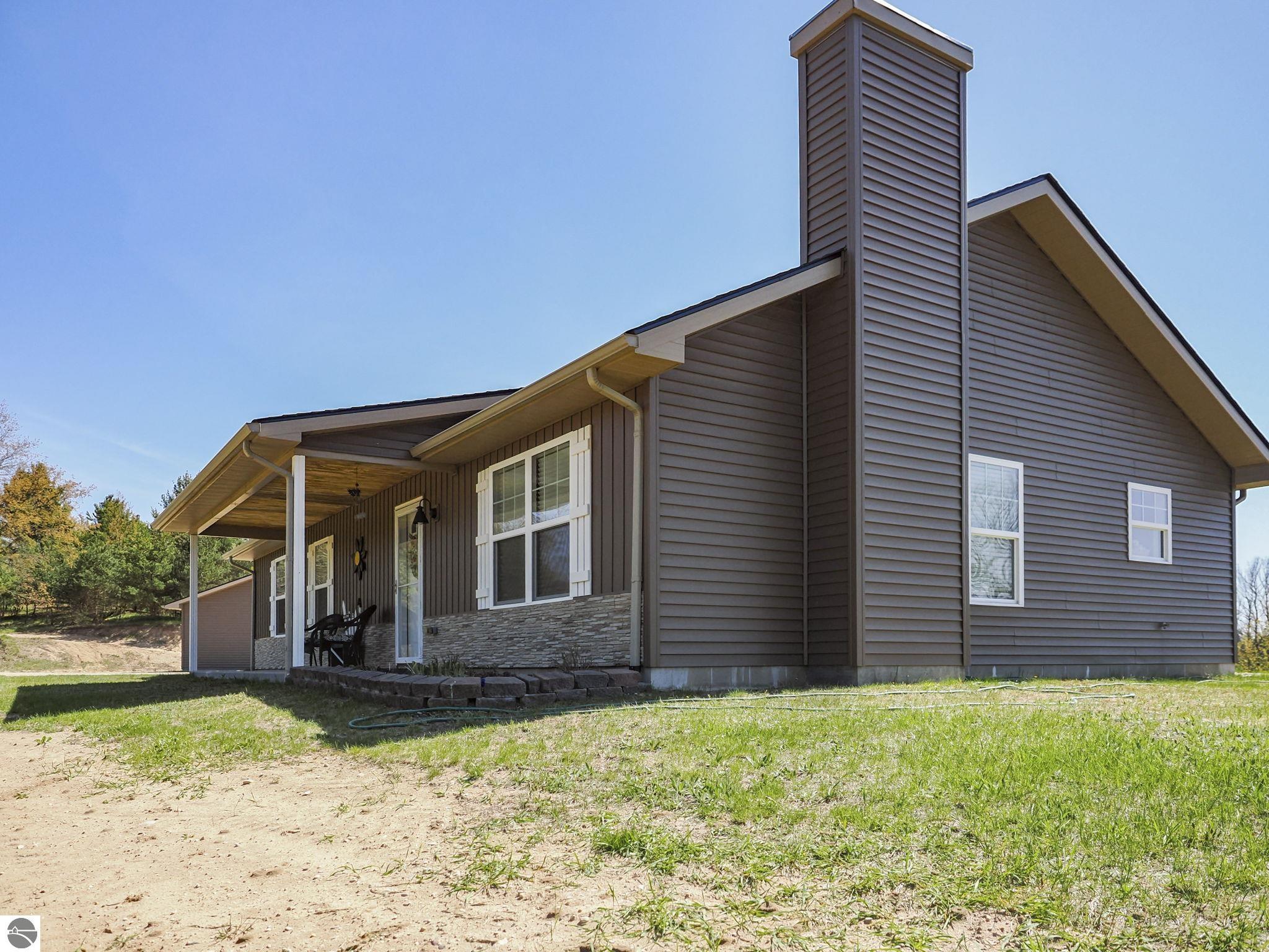 10300 Vista Ridge Drive, Alden