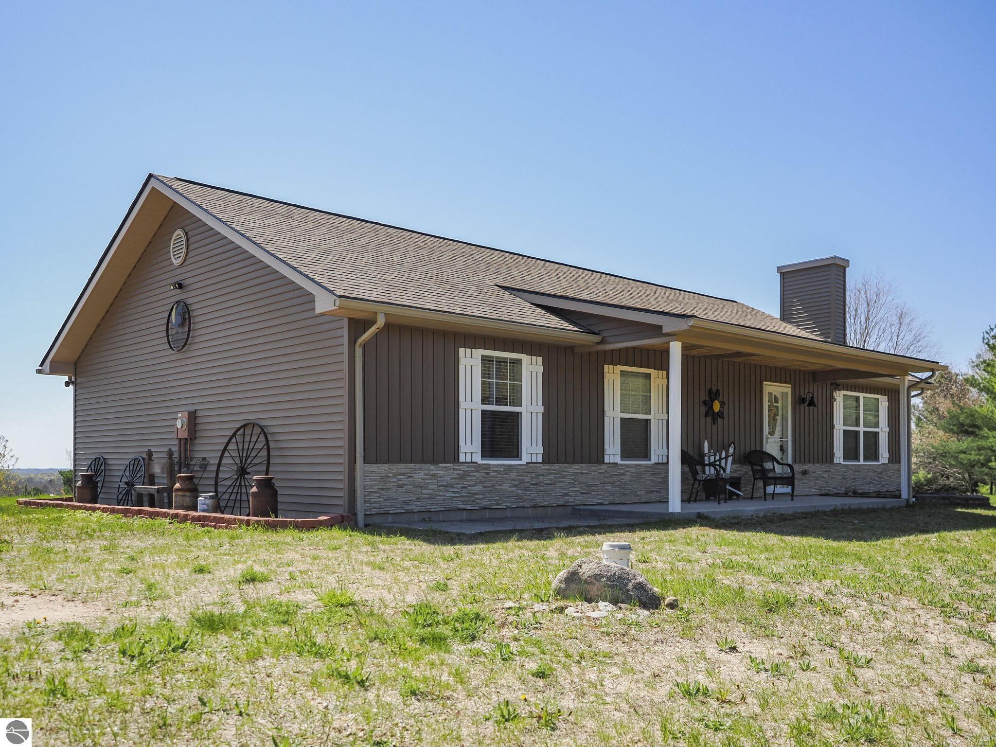 10300 Vista Ridge Drive, Alden