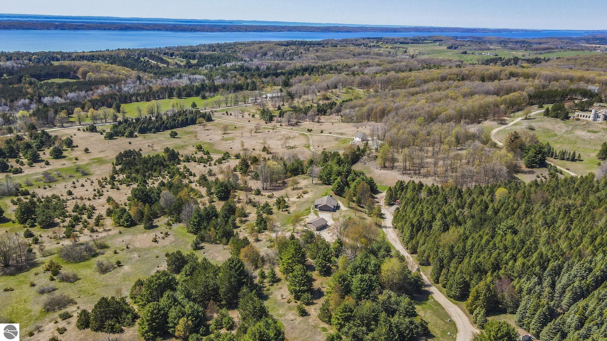 10300 Vista Ridge Drive, Alden