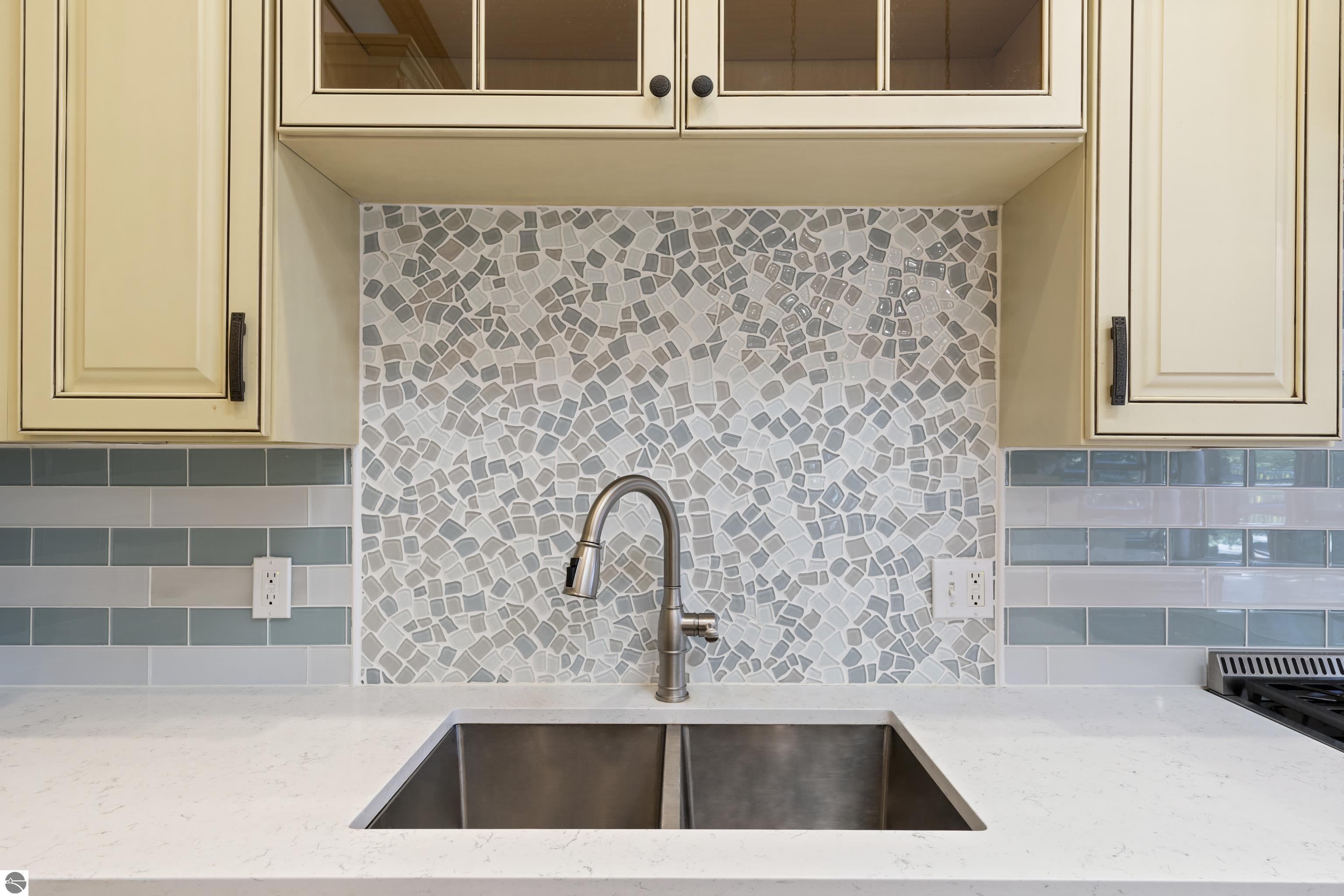 11775 Golfview Drive