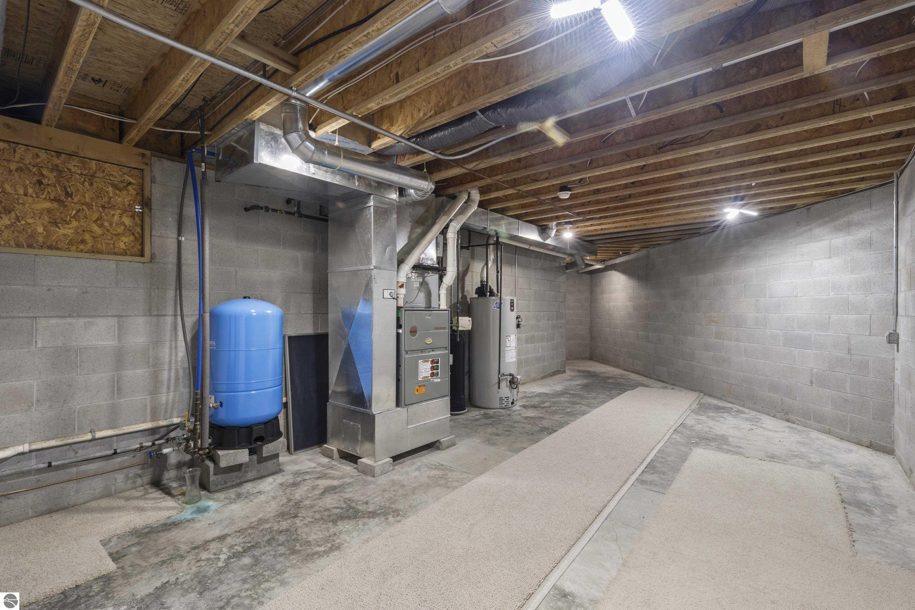 11775 Golfview Drive