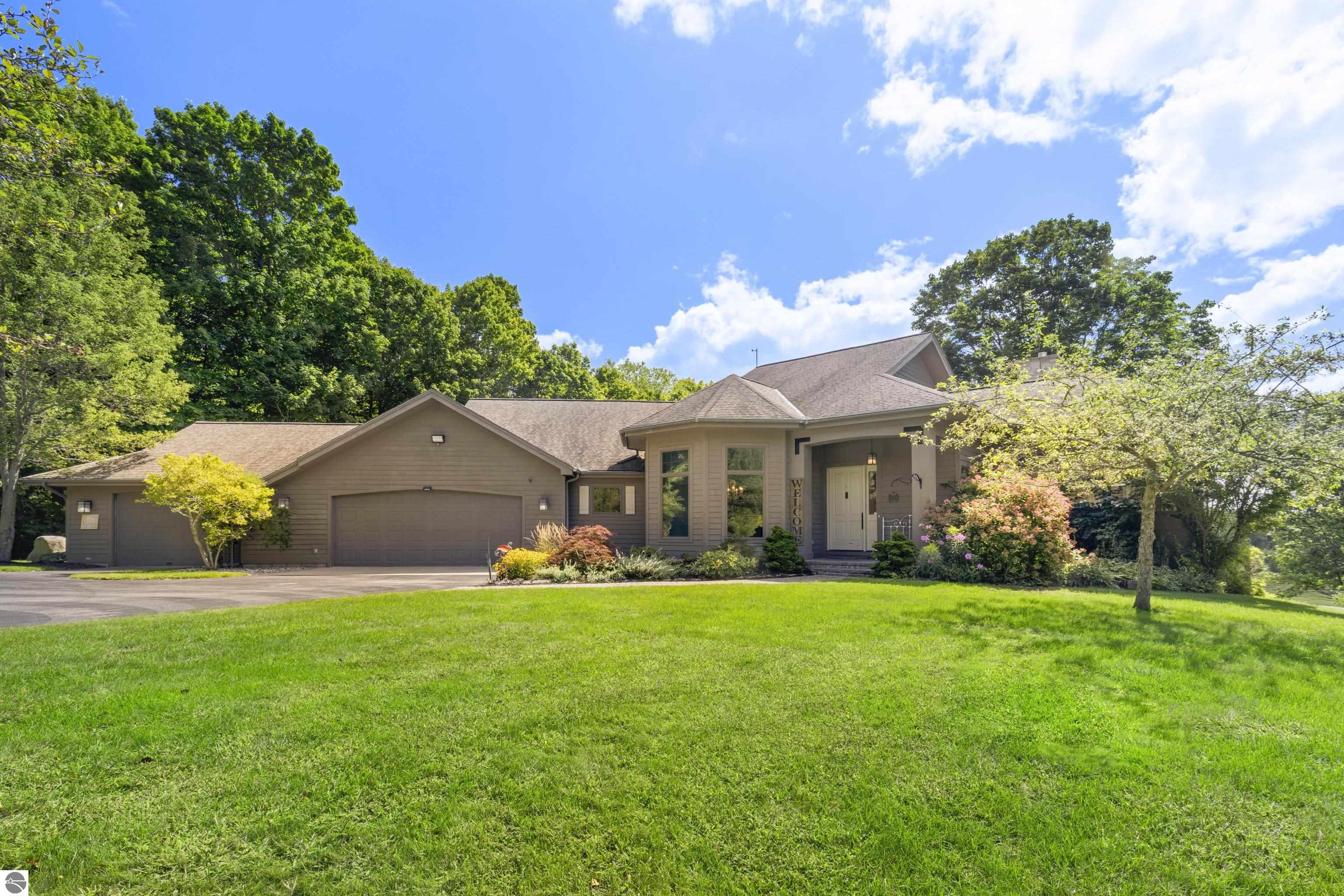 11775 Golfview Drive