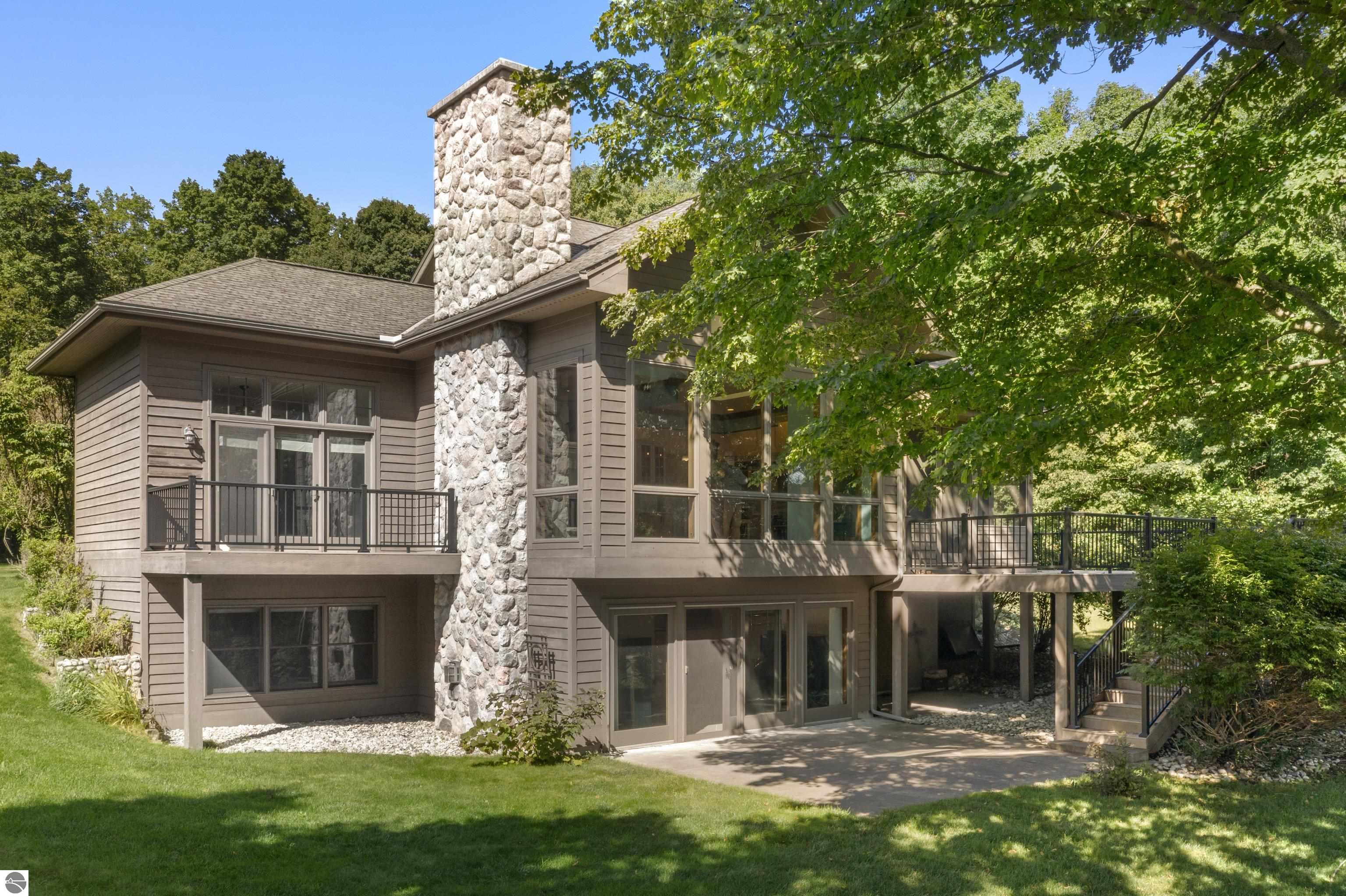 11775 Golfview Drive