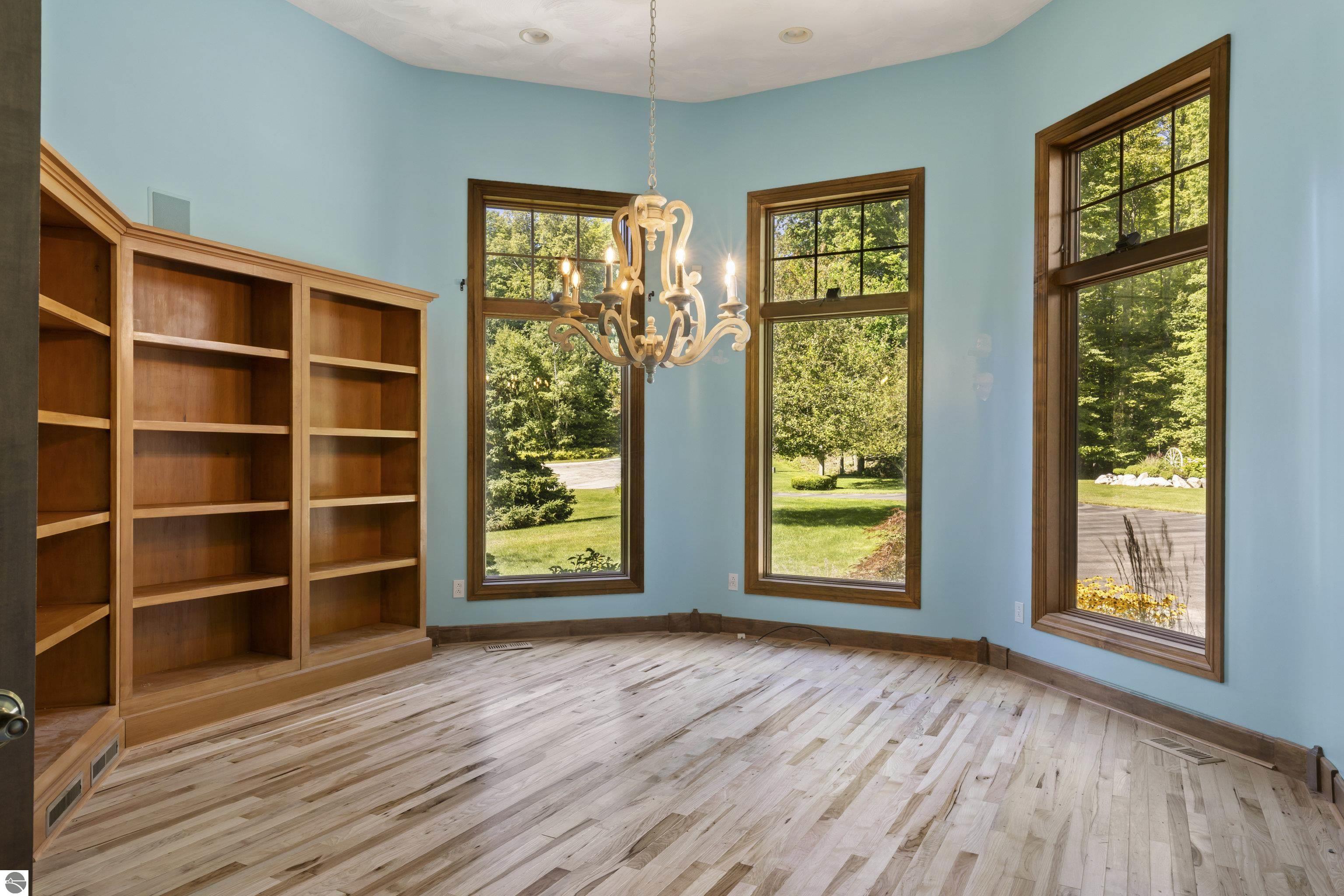 11775 Golfview Drive