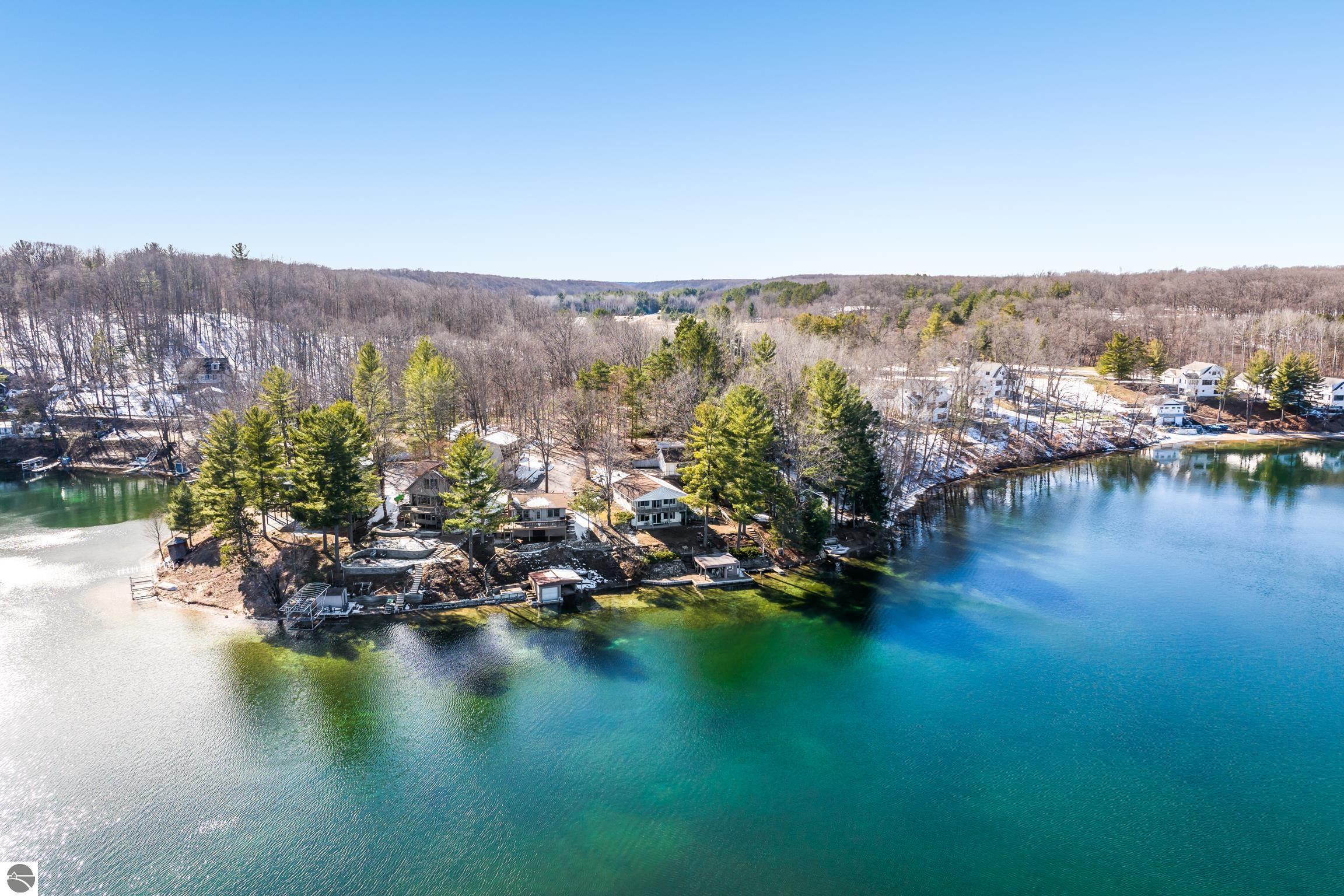 1877 Pinehurst Trail