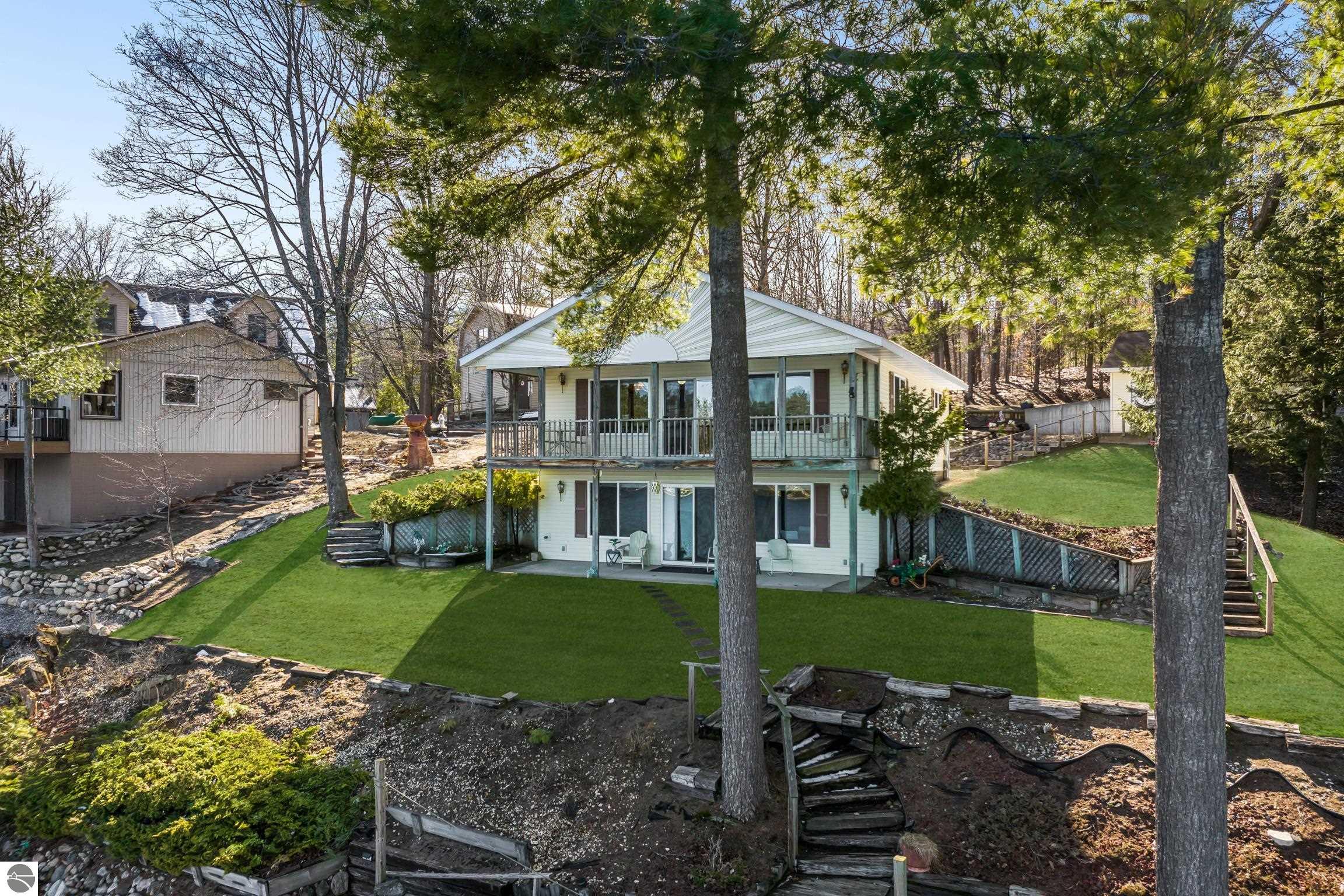 1877 Pinehurst Trail