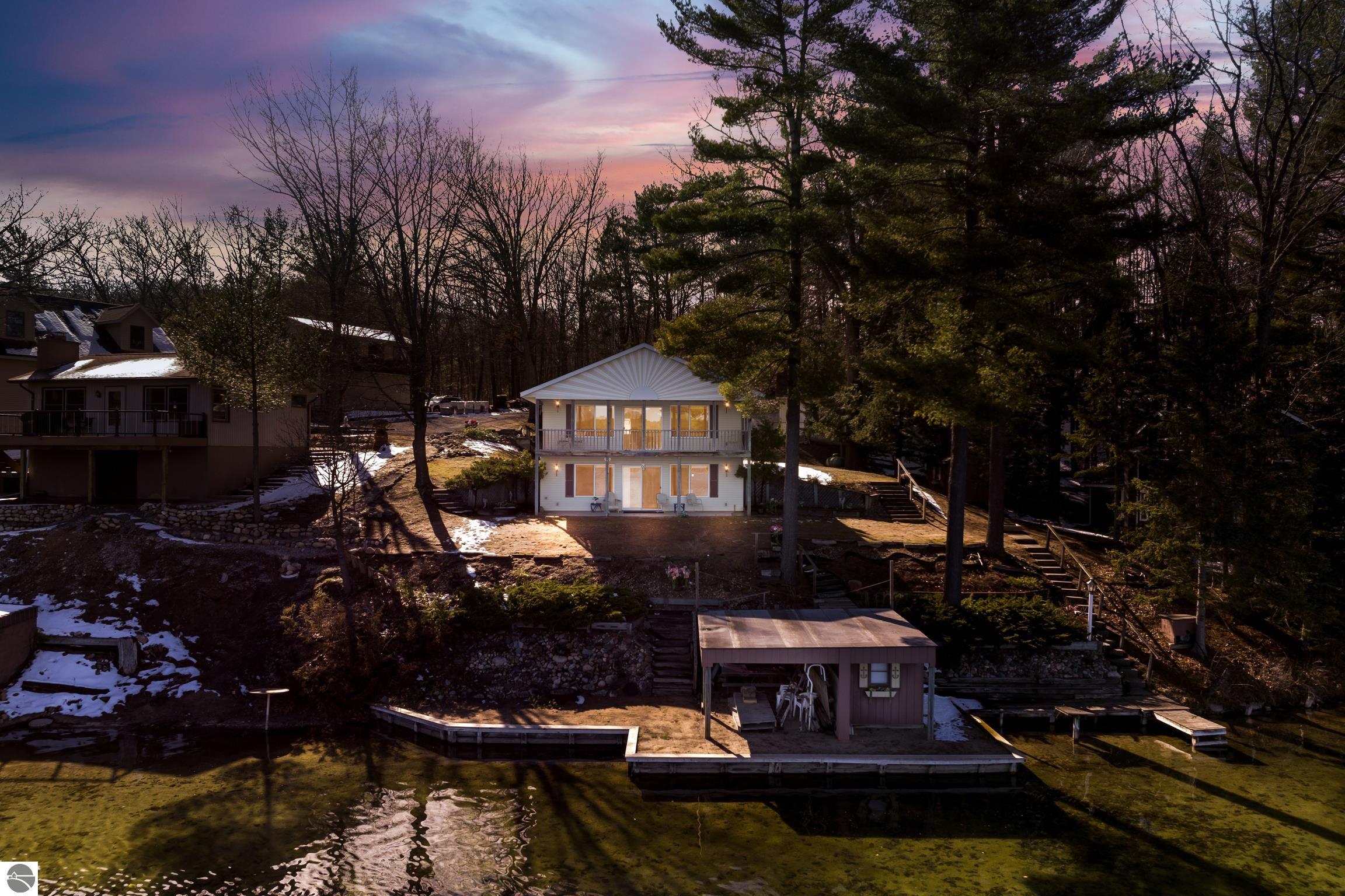 1877 Pinehurst Trail