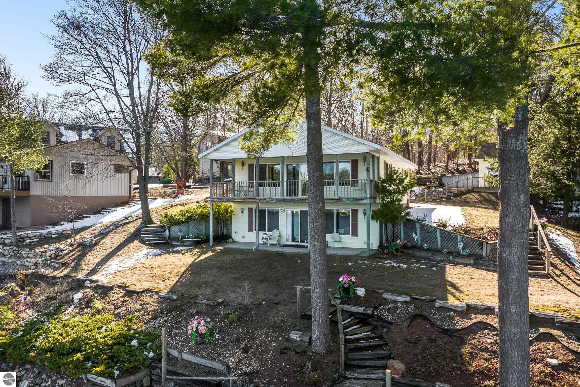 1877 Pinehurst Trail