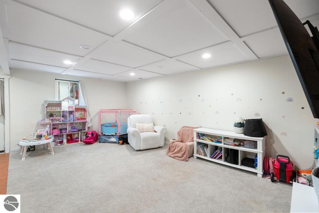 7939 NE Co Road 571