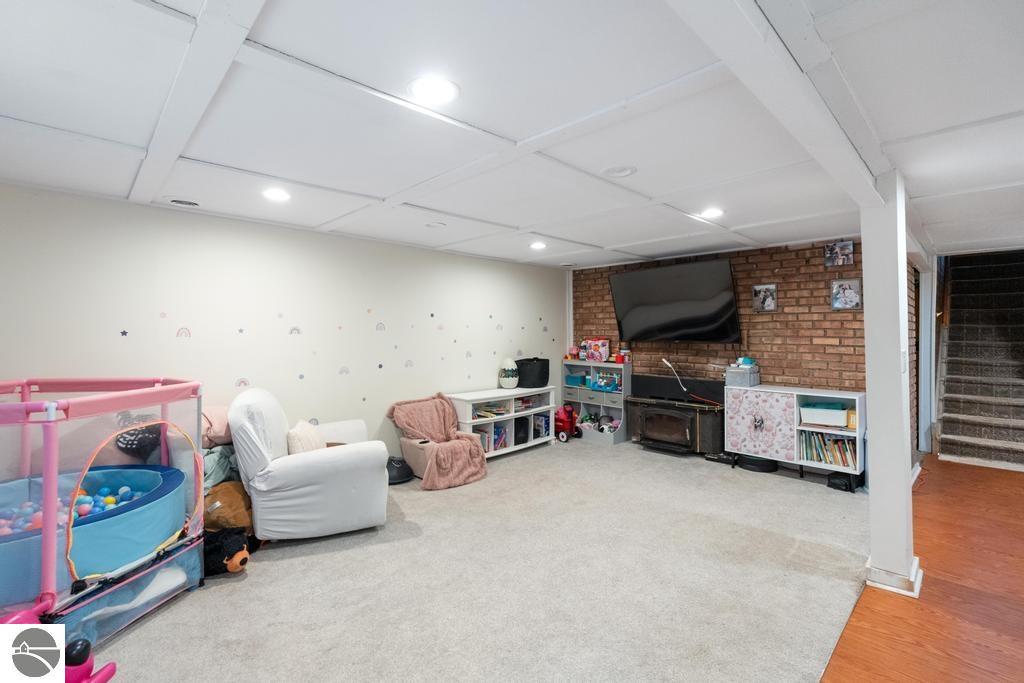 7939 NE Co Road 571