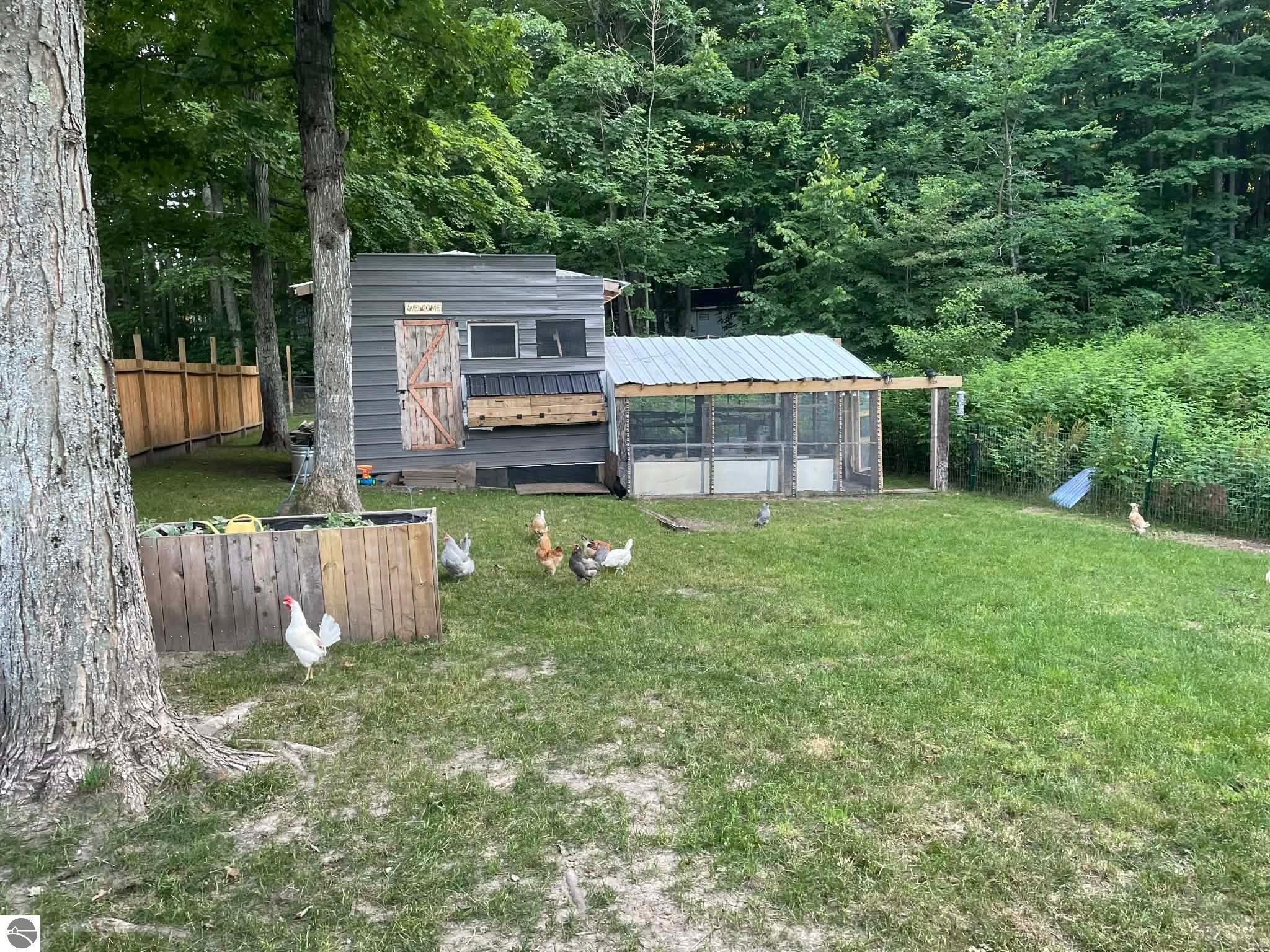 7939 NE Co Road 571