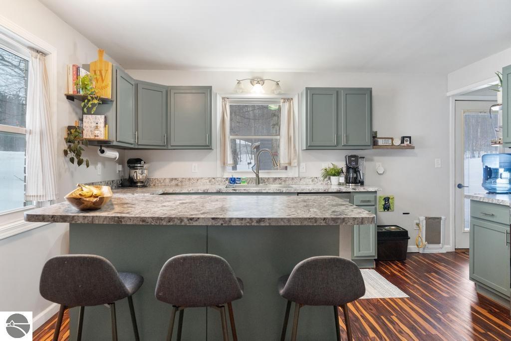 7939 NE Co Road 571