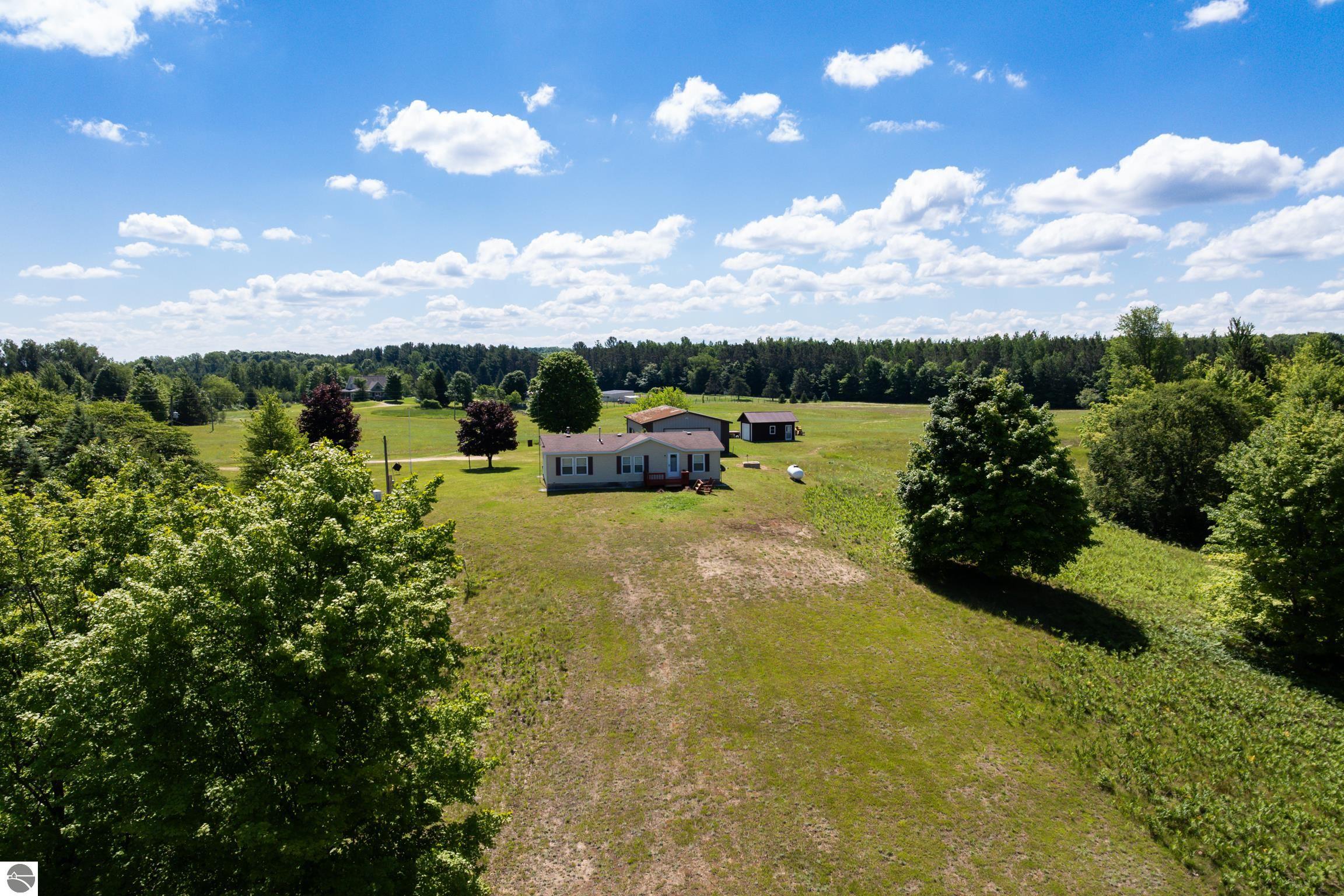 2324 Krumlauf Road