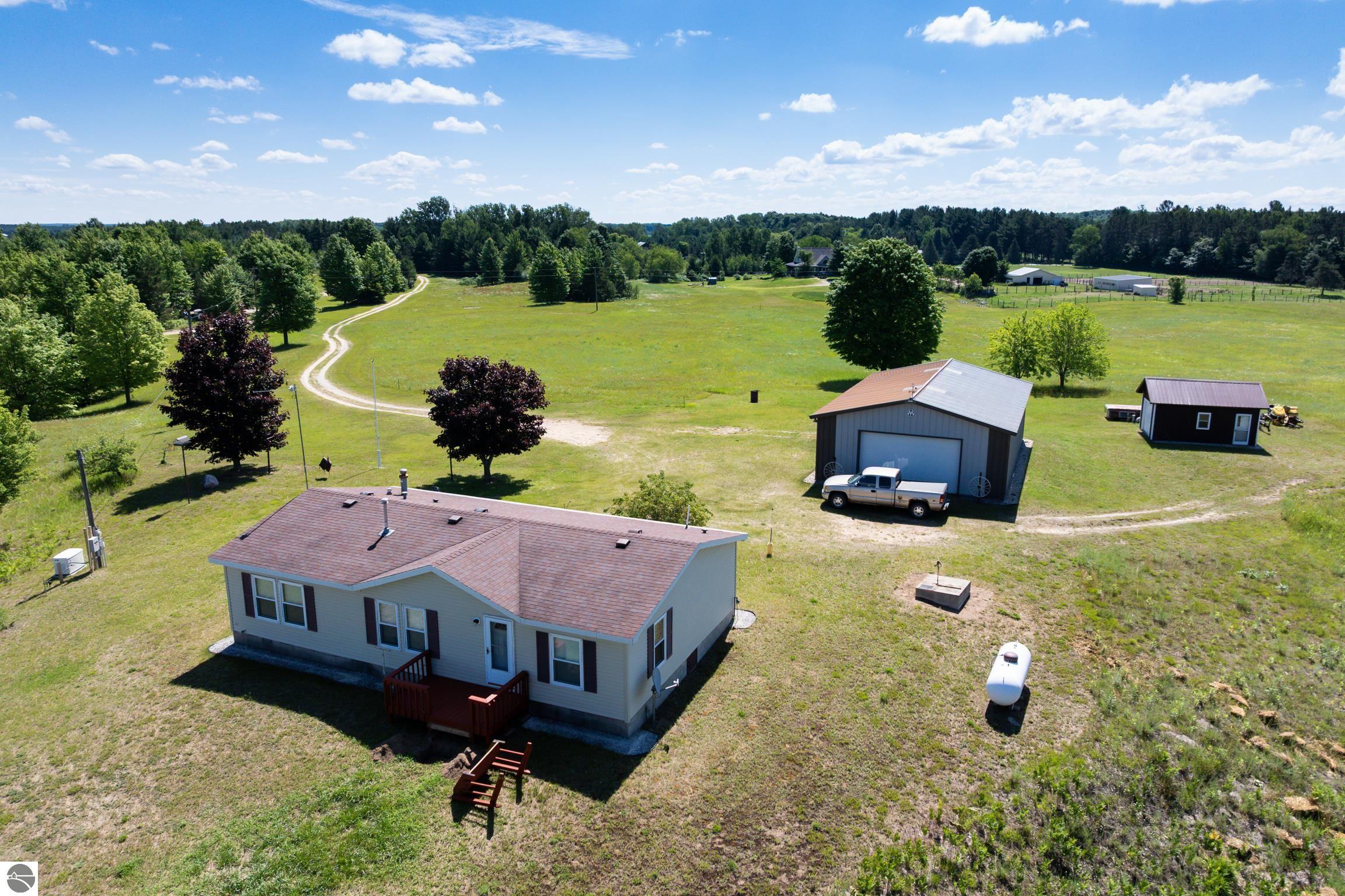 2324 Krumlauf Road