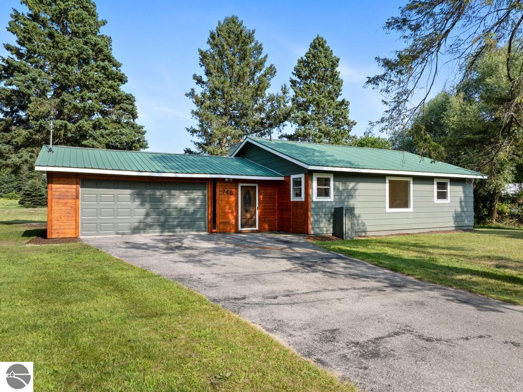 748 7th Street