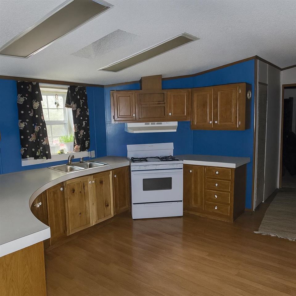 1441 PLEASANT VALLEY Road