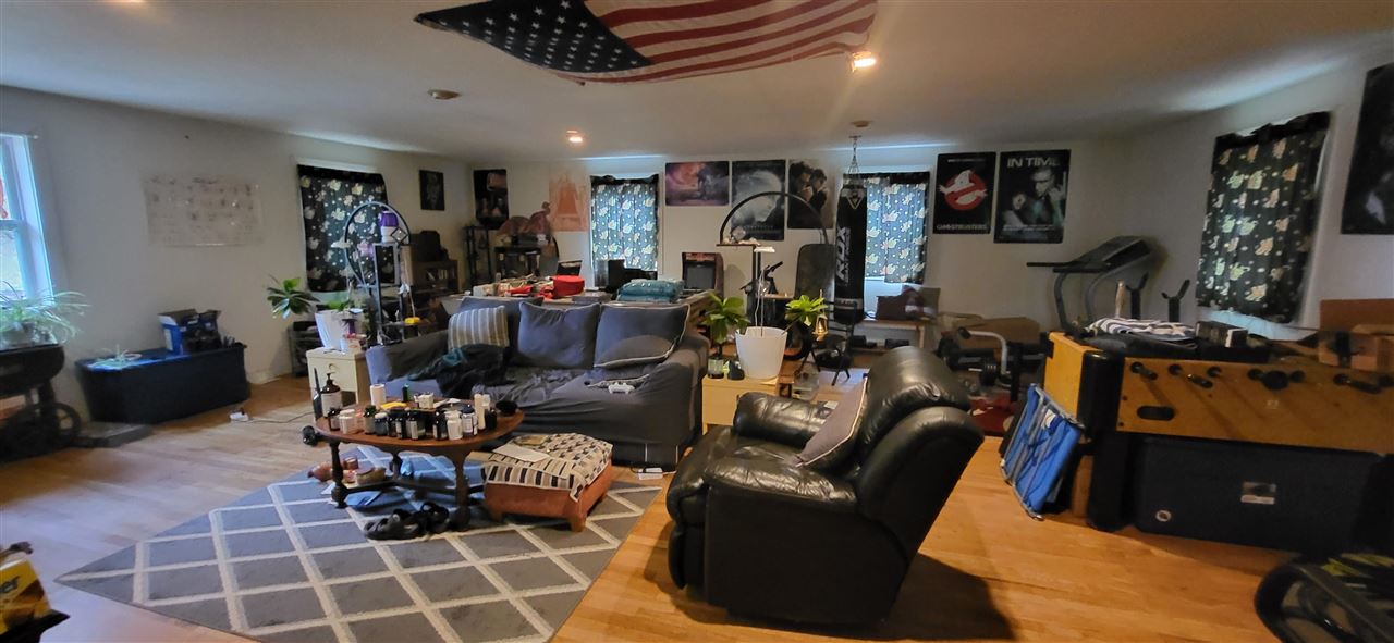 1441 PLEASANT VALLEY Road