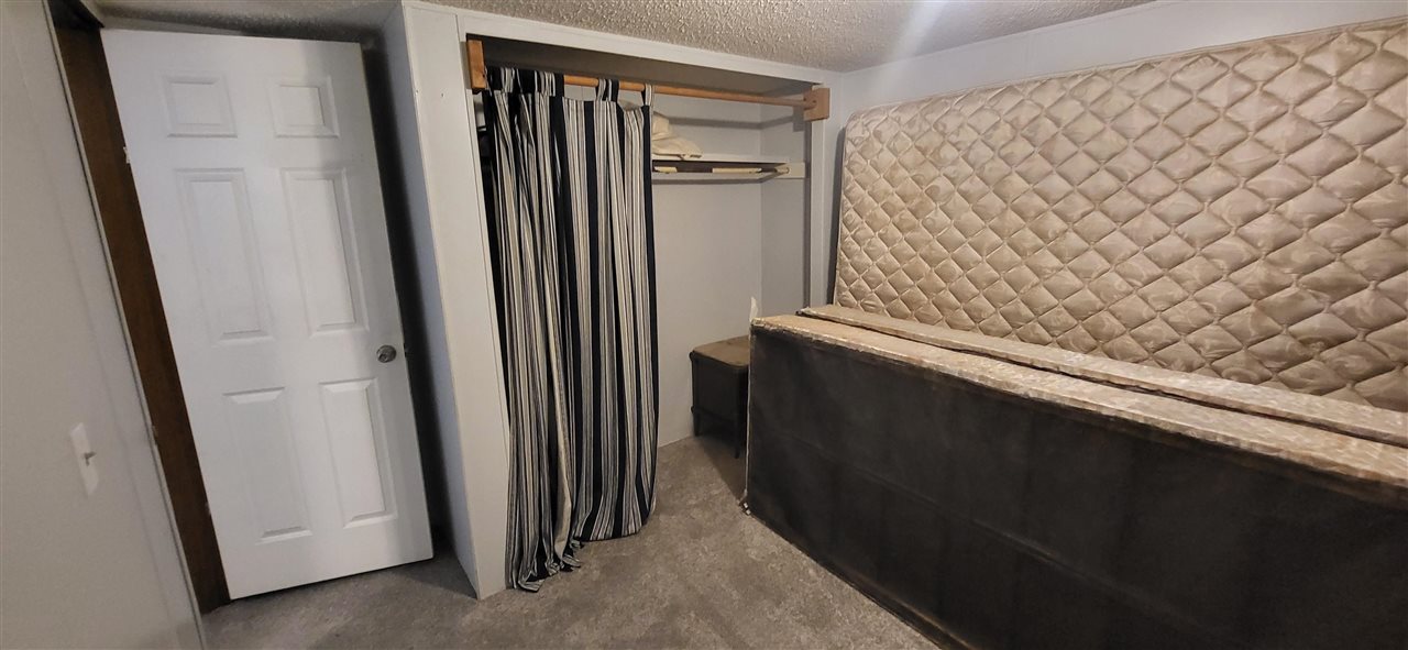 1441 PLEASANT VALLEY Road