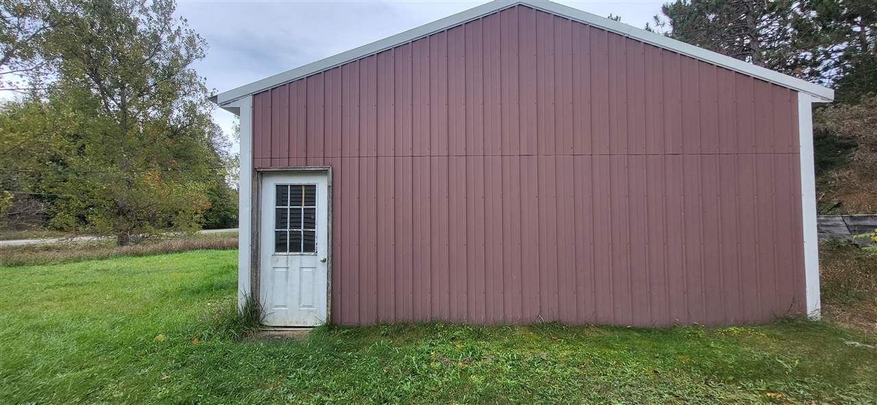 1441 PLEASANT VALLEY Road