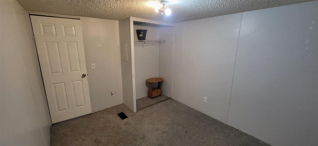 1441 PLEASANT VALLEY Road