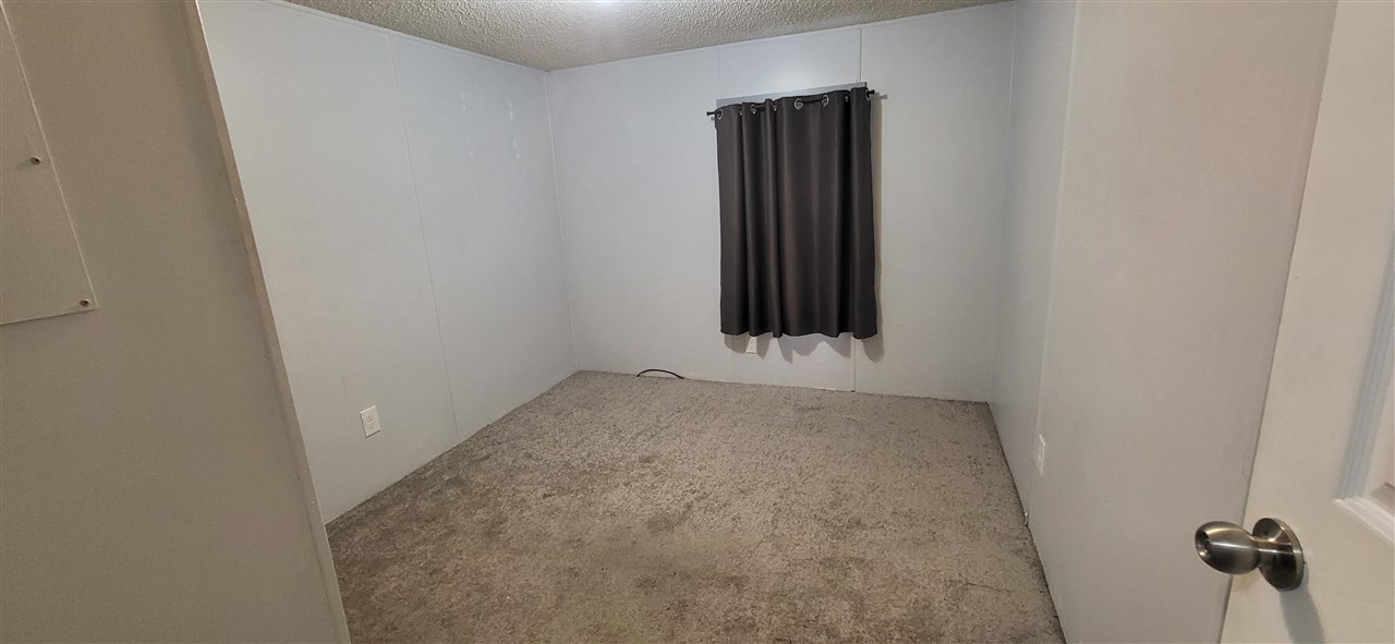 1441 PLEASANT VALLEY Road