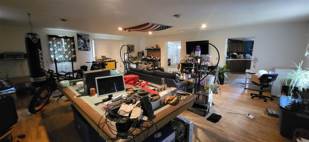 1441 PLEASANT VALLEY Road