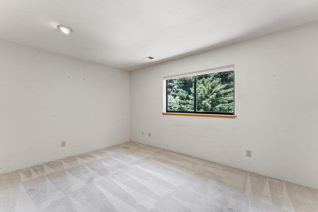340 Summit Rd.