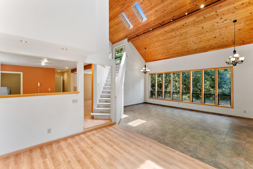 340 Summit Rd.