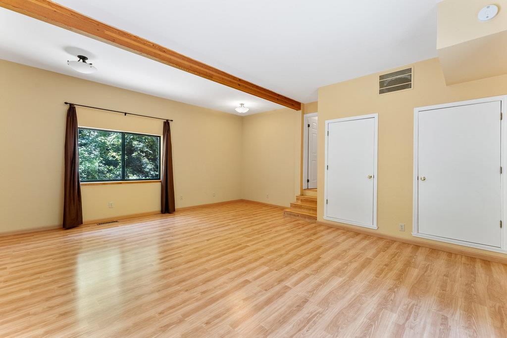 340 Summit Rd.
