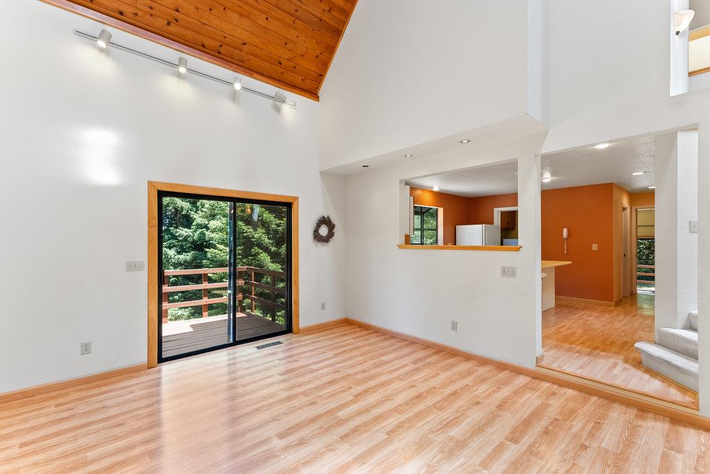 340 Summit Rd.