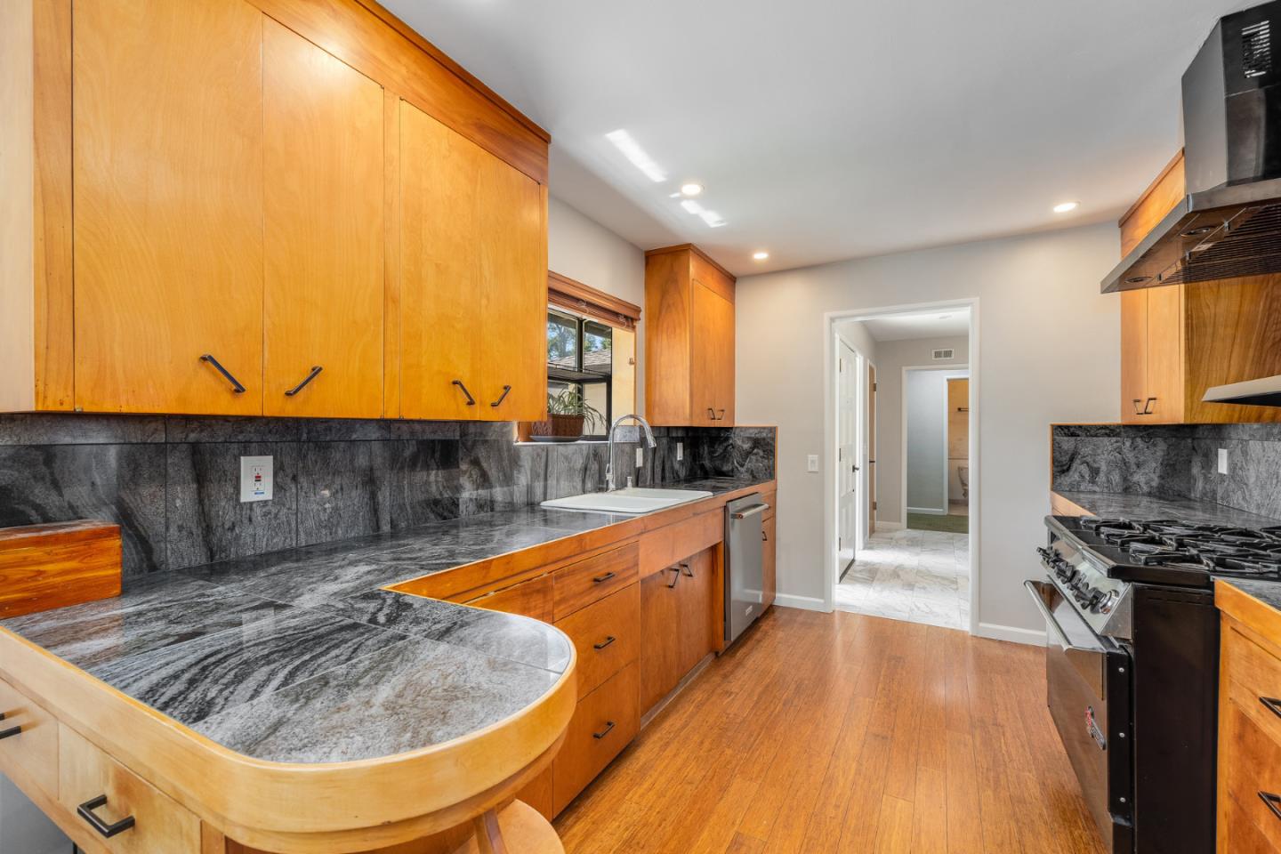 680 Graham Hill Rd.