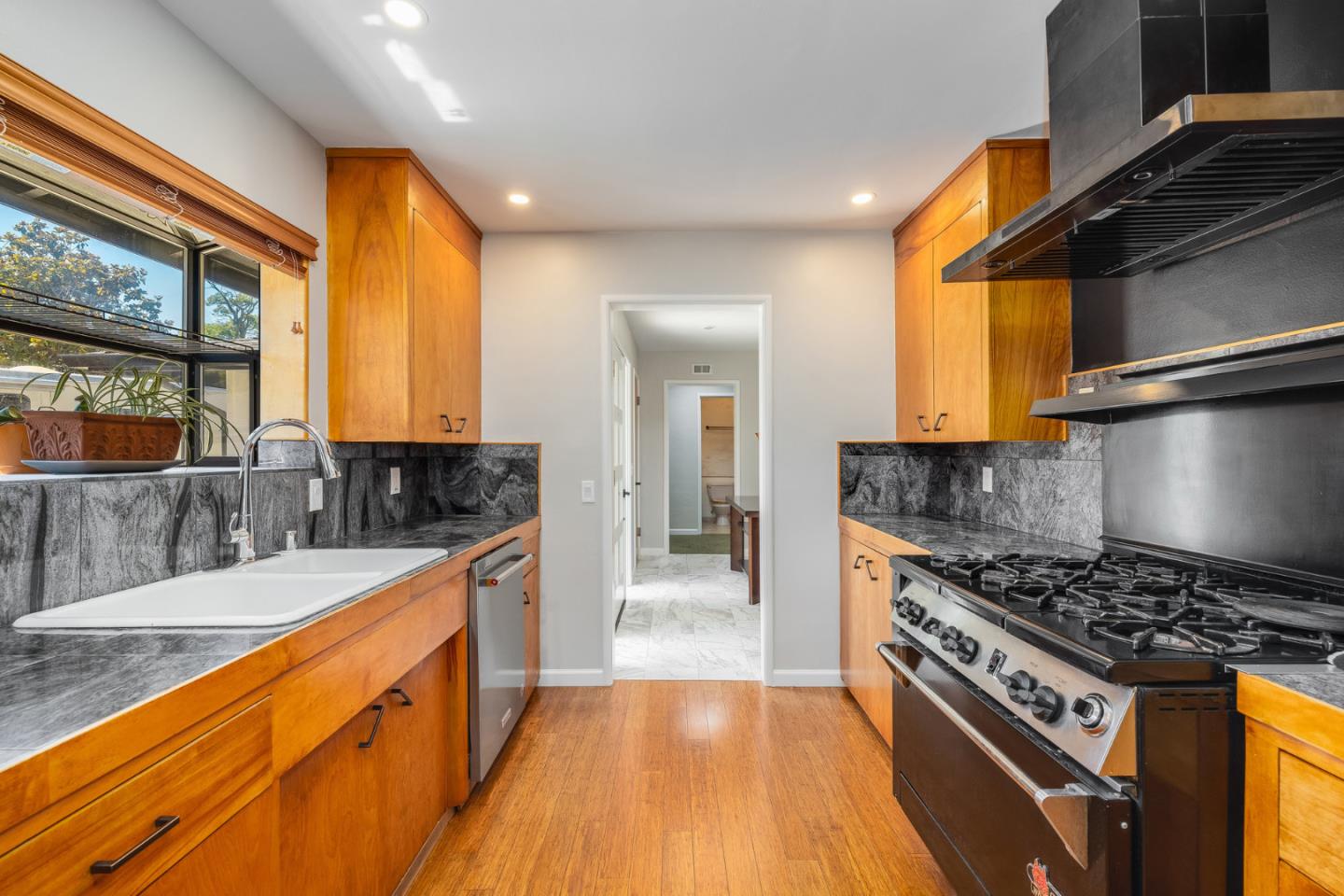 680 Graham Hill Rd.
