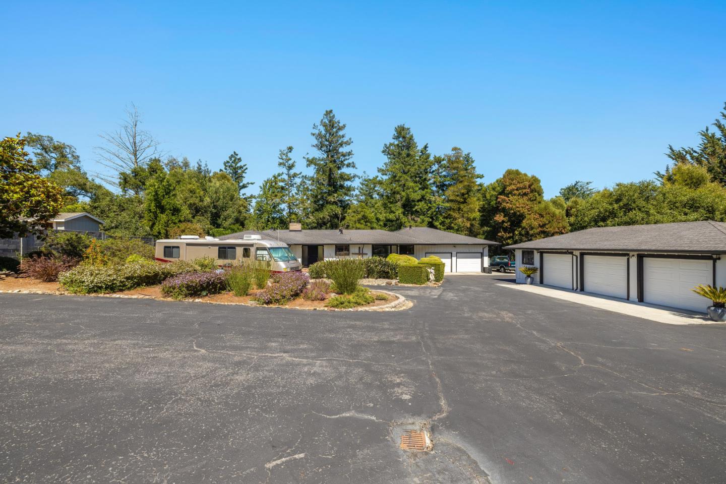 680 Graham Hill Rd.