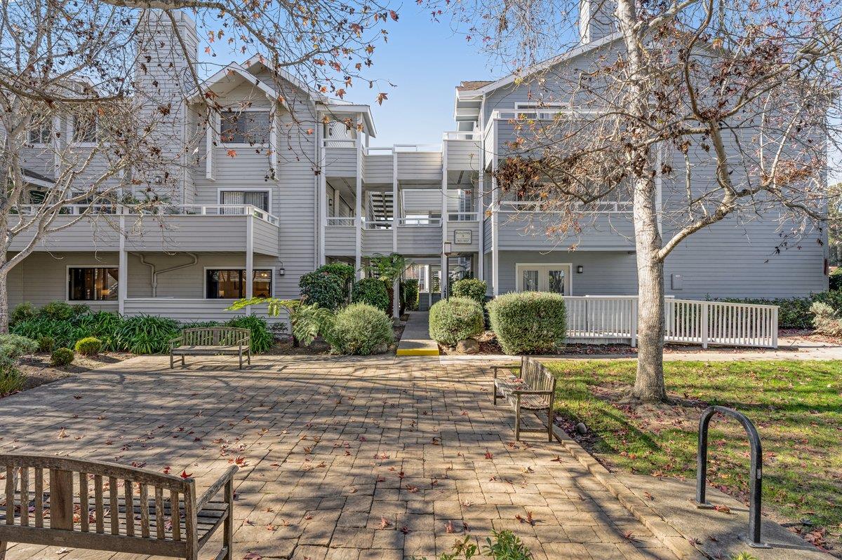 41 Grandview ST 1001