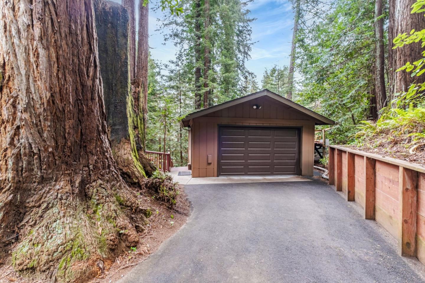 200 View Road