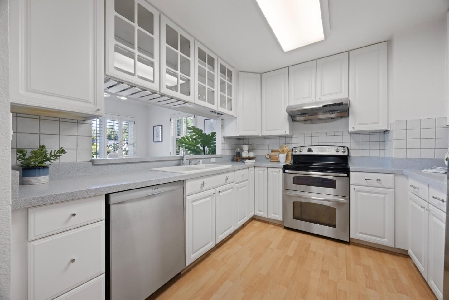 1086 Tiller Lane